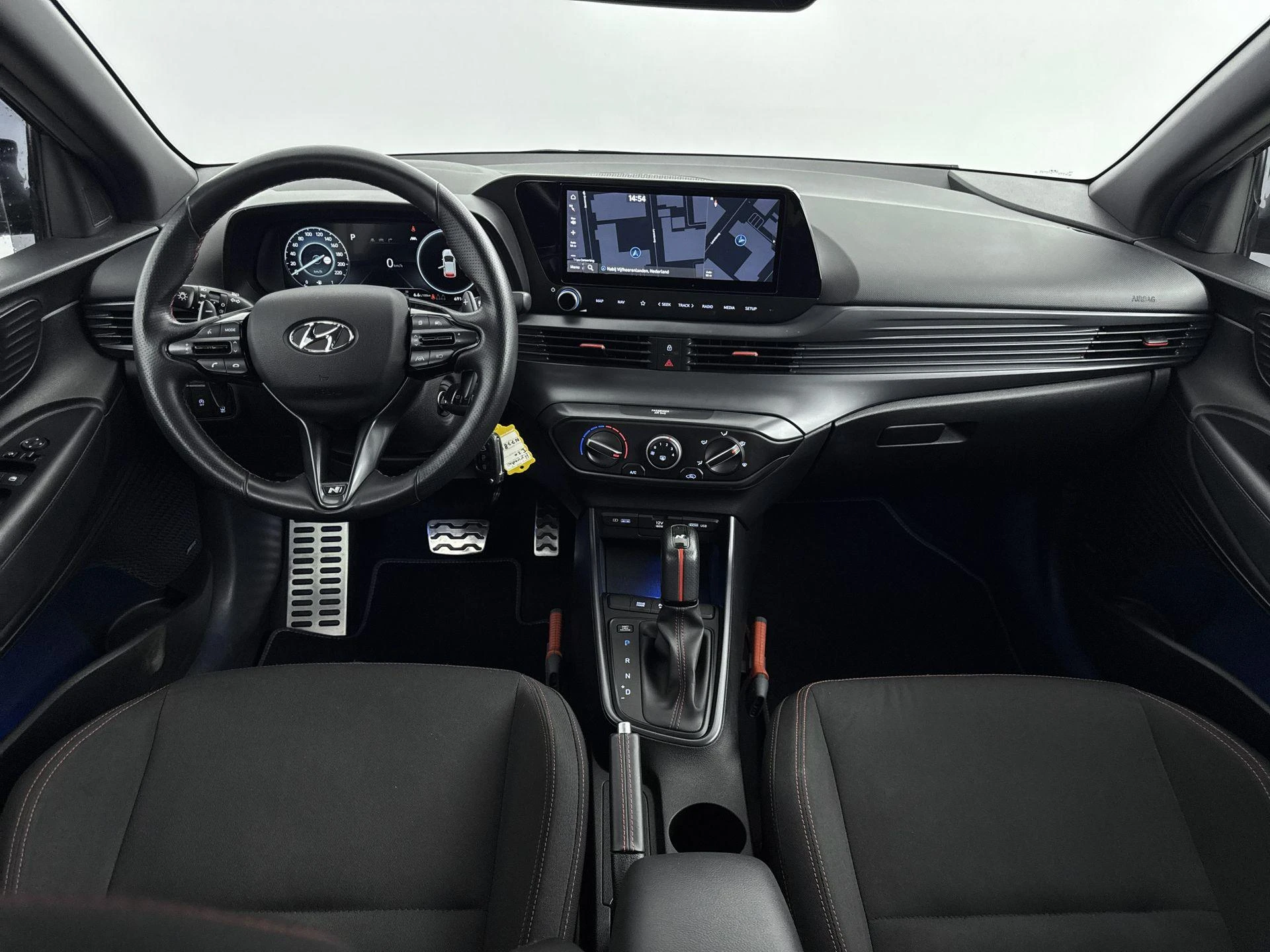 Hyundai-i20-image-17