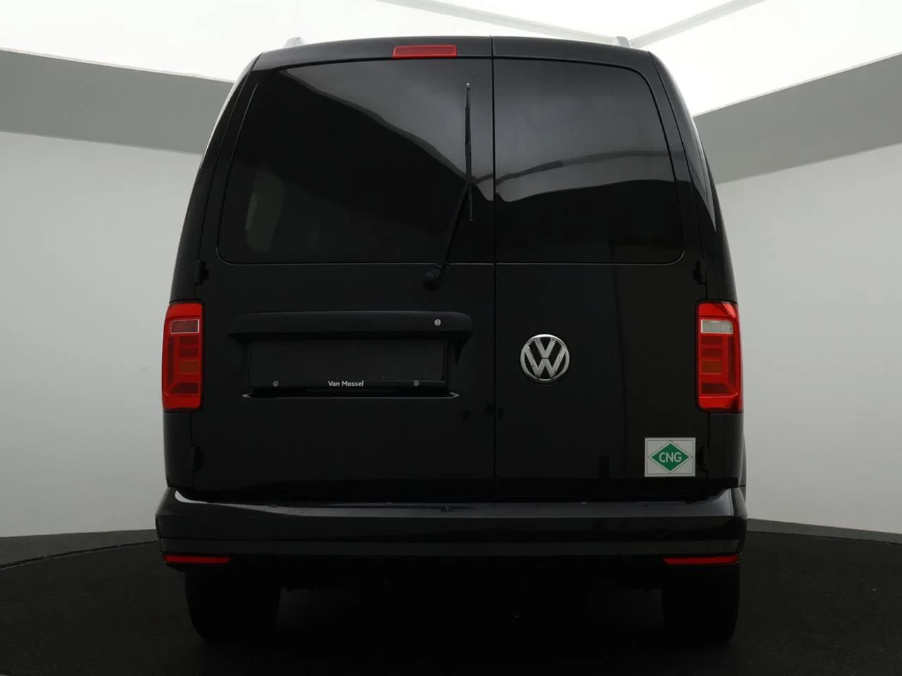 Volkswagen-Caddy-image-5