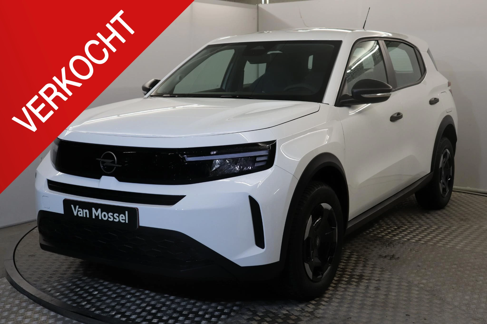 Opel-Frontera-image-0