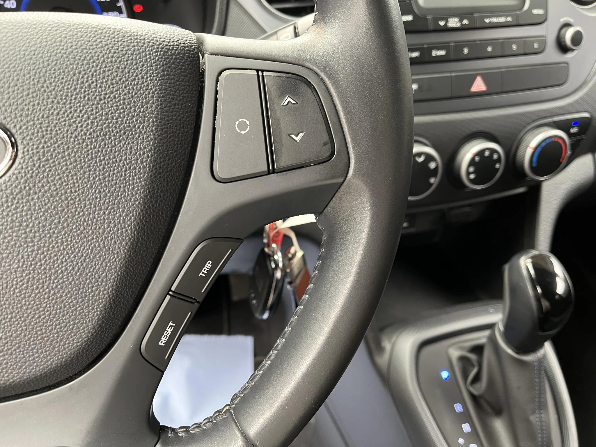 Hyundai i10 1.0 Aut. Launch Edition