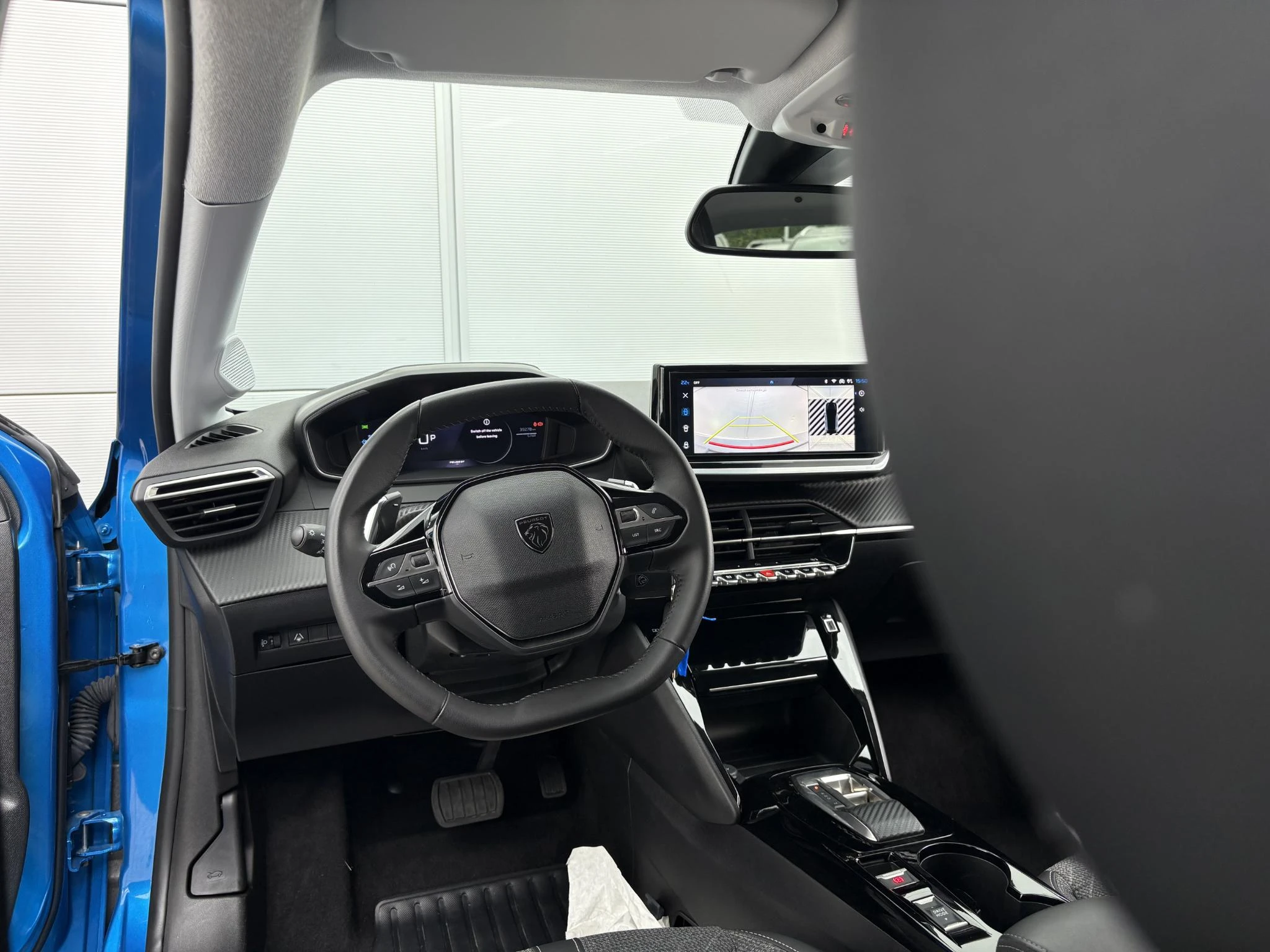 Peugeot-208-image-9