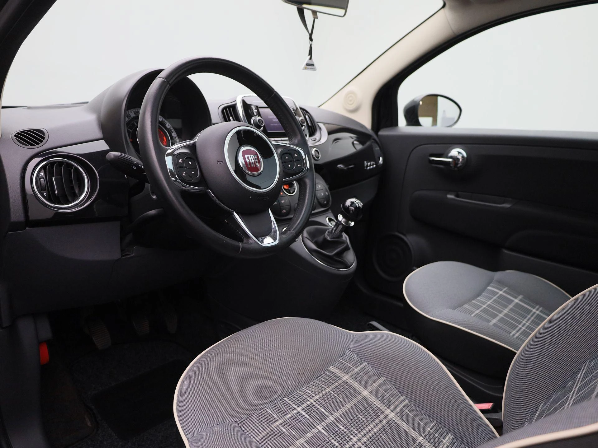 Fiat-500-image-23