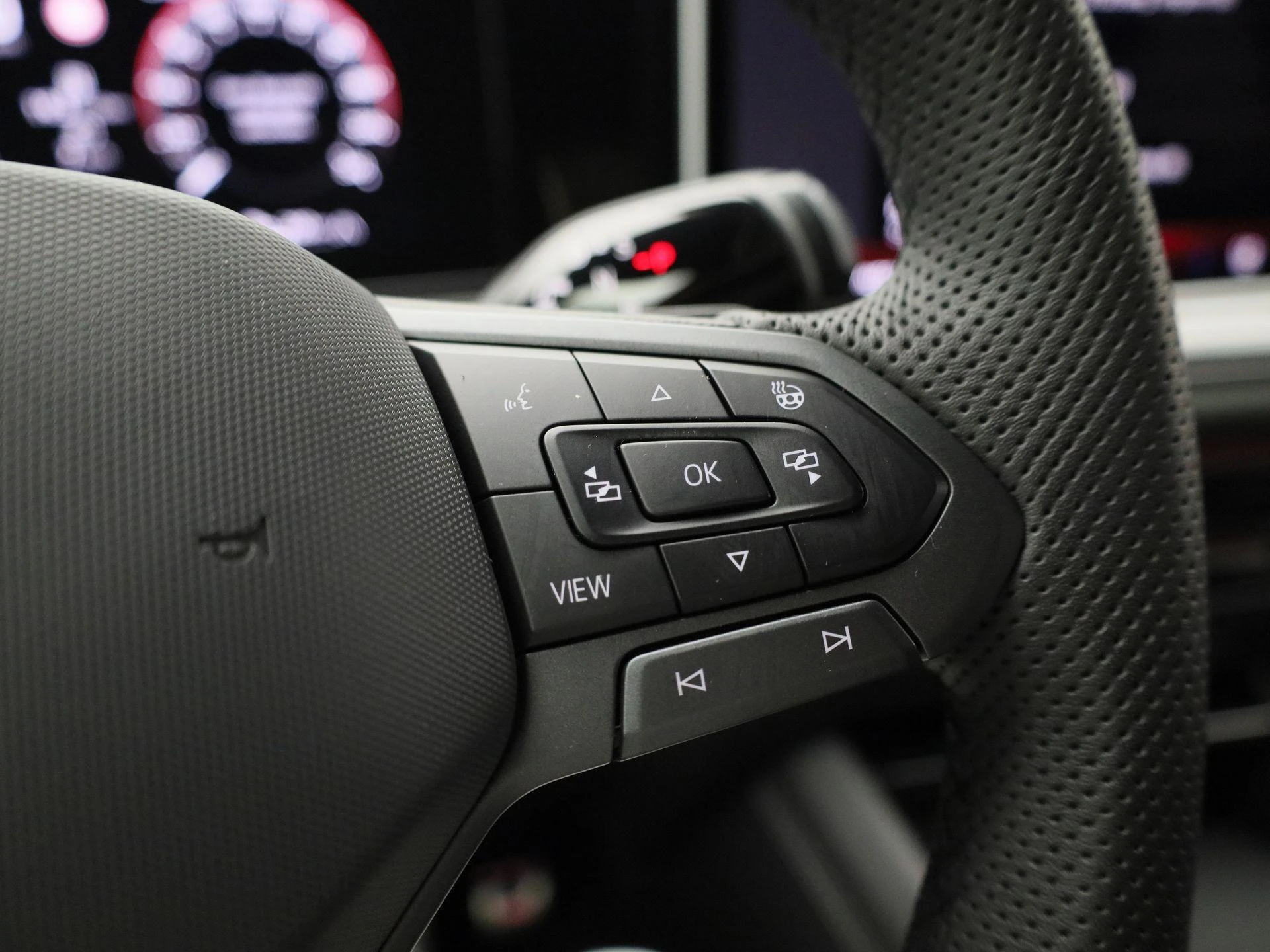 Volkswagen-Tiguan-image-20