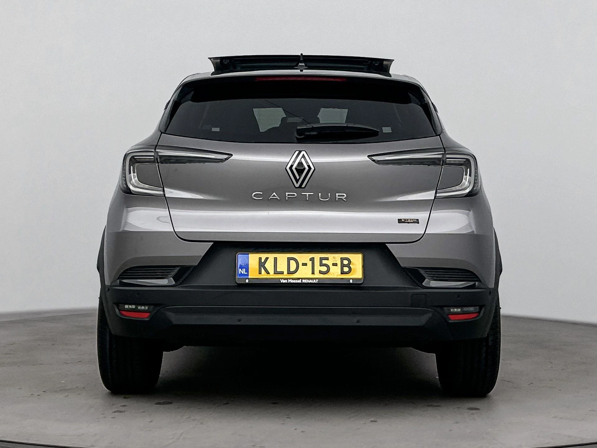 Renault Captur 1.8 E-Tech full hybrid 160Pk Techno