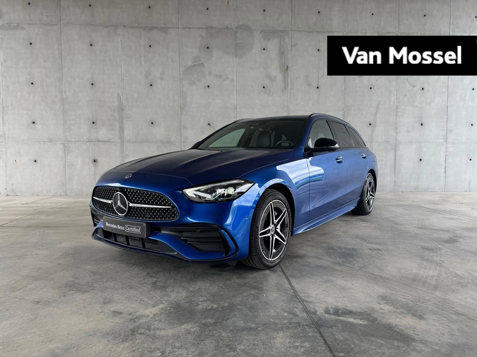 Mercedes-Benz-C-Klasse-image-0