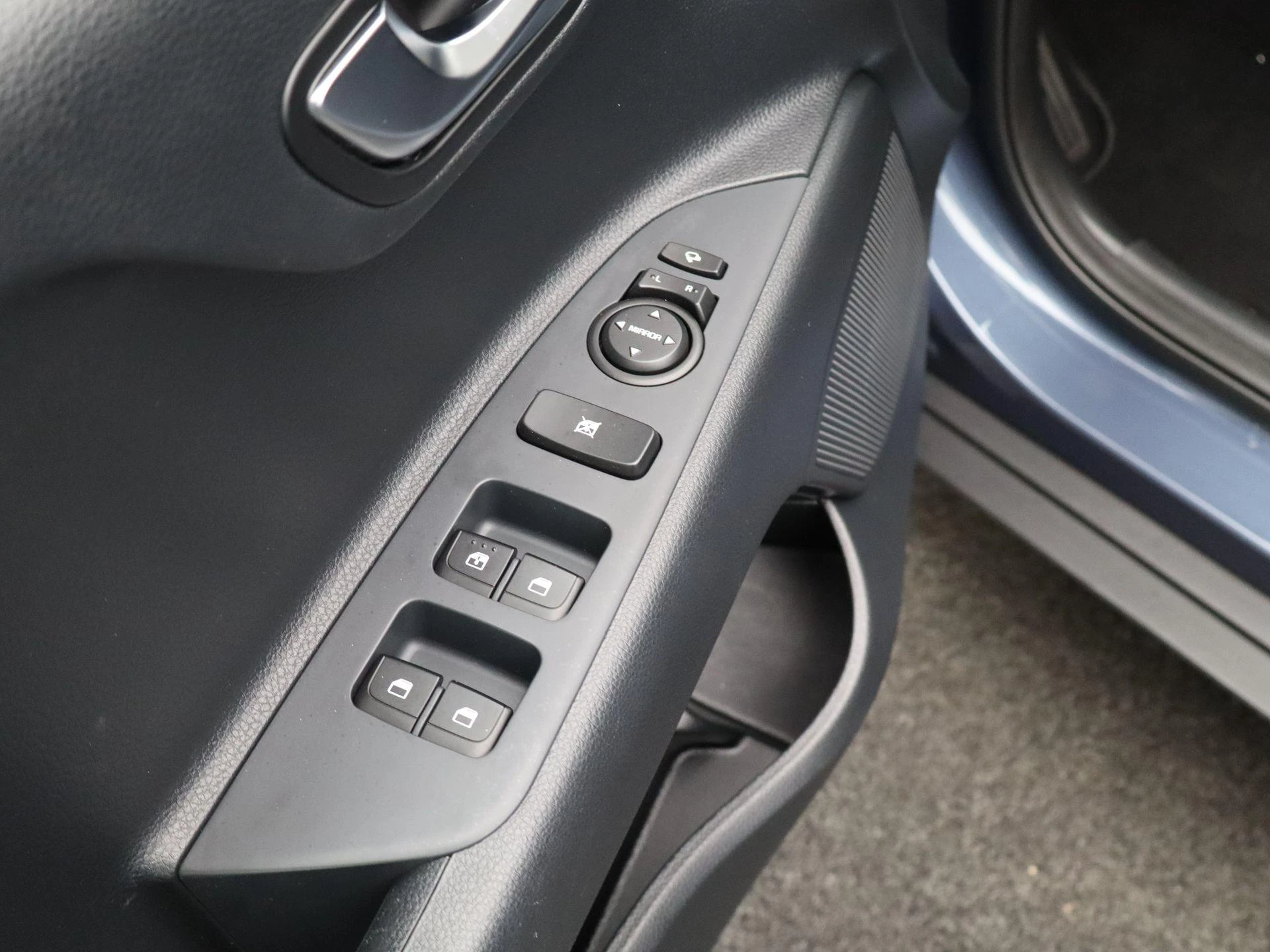 Kia Stonic 1.0 T-GDi MHEV DynamicPlusLine