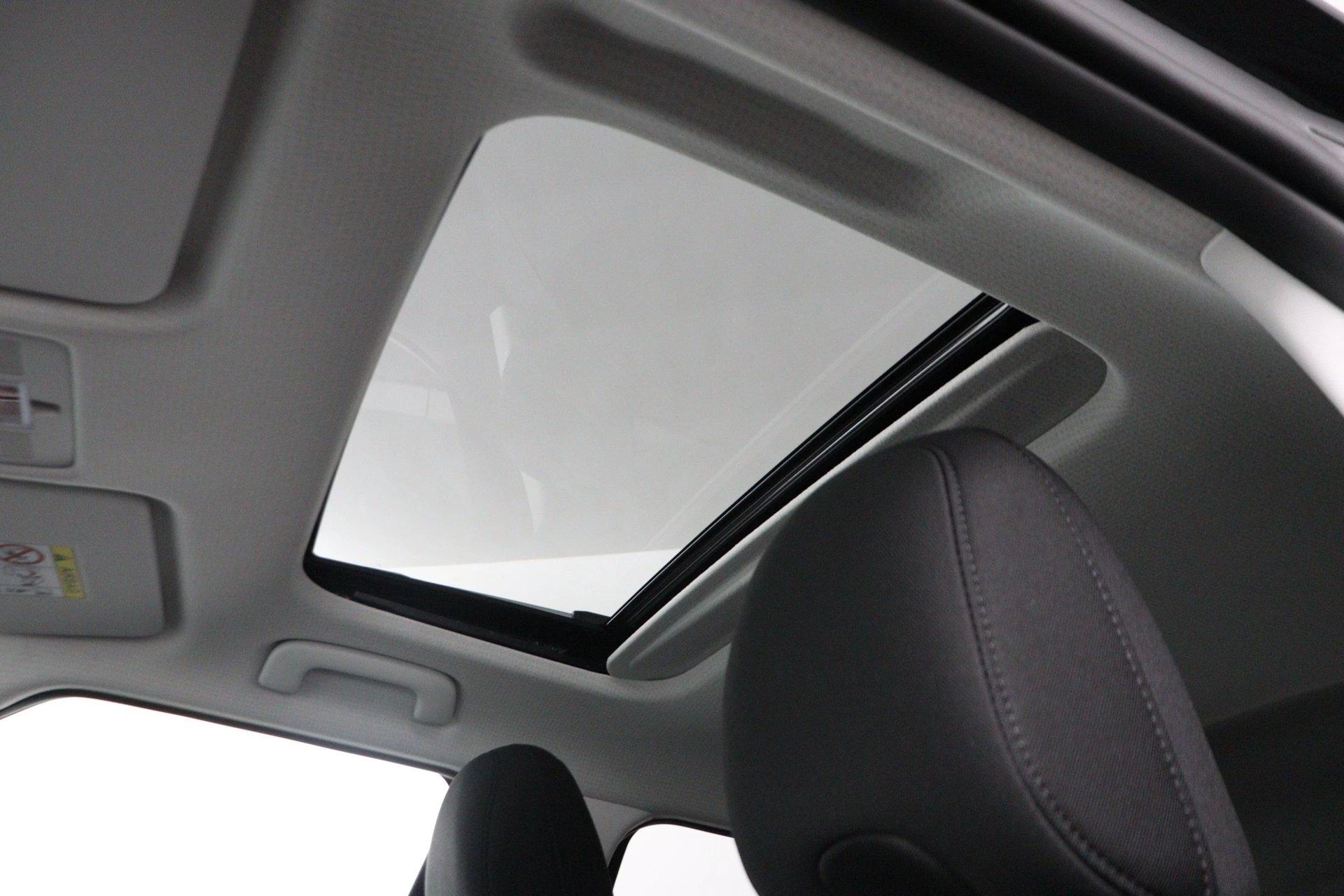 Hyundai-Inster-image-42