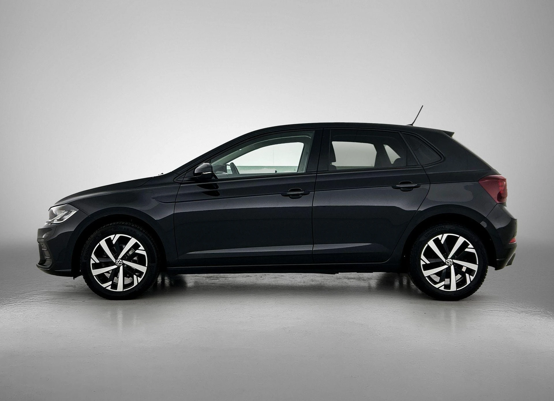 Volkswagen-Polo-image-1