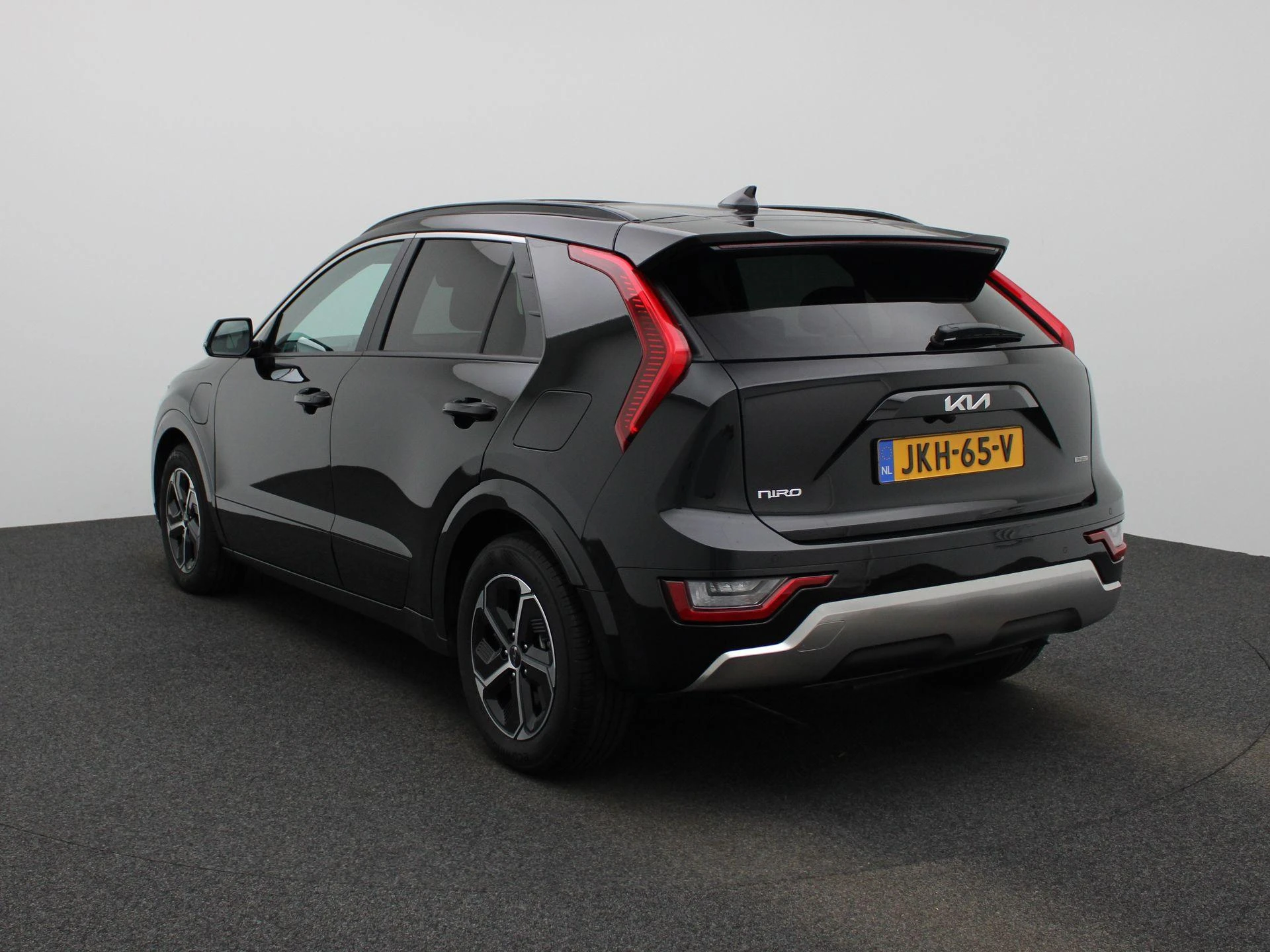 Kia-Niro-image-1