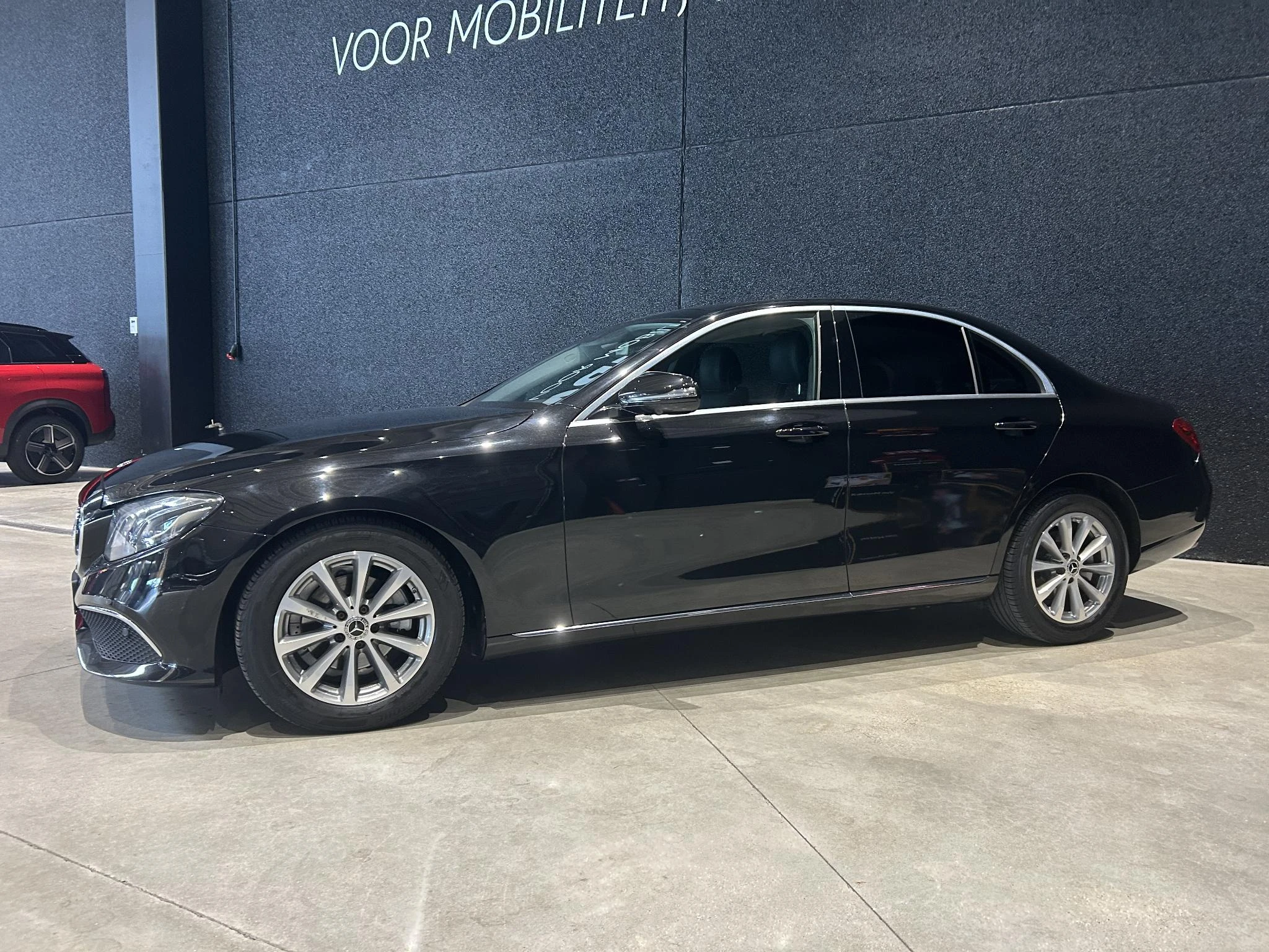Mercedes-Benz-Classe E-image-1