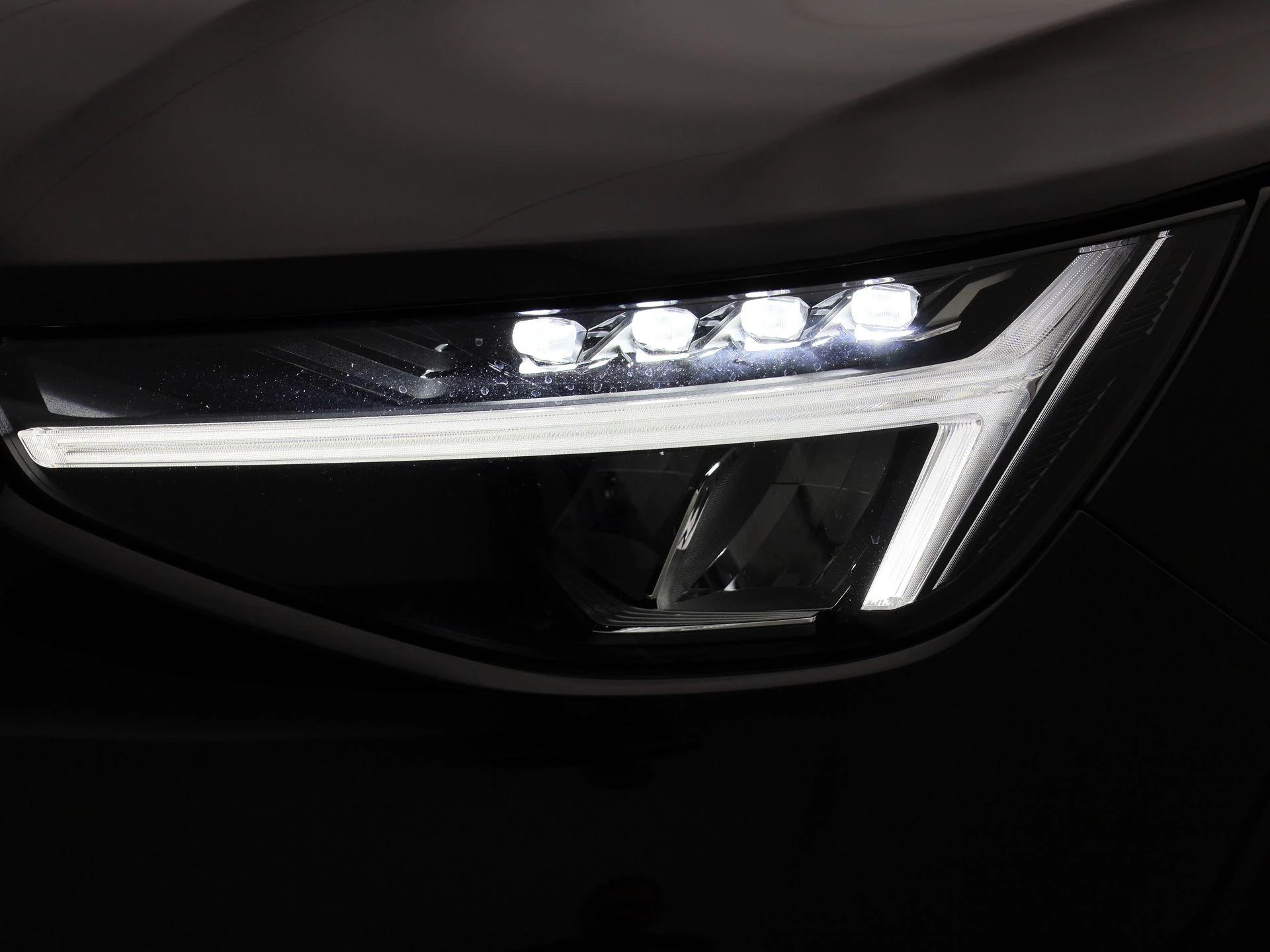 Volvo XC40 Recharge Core