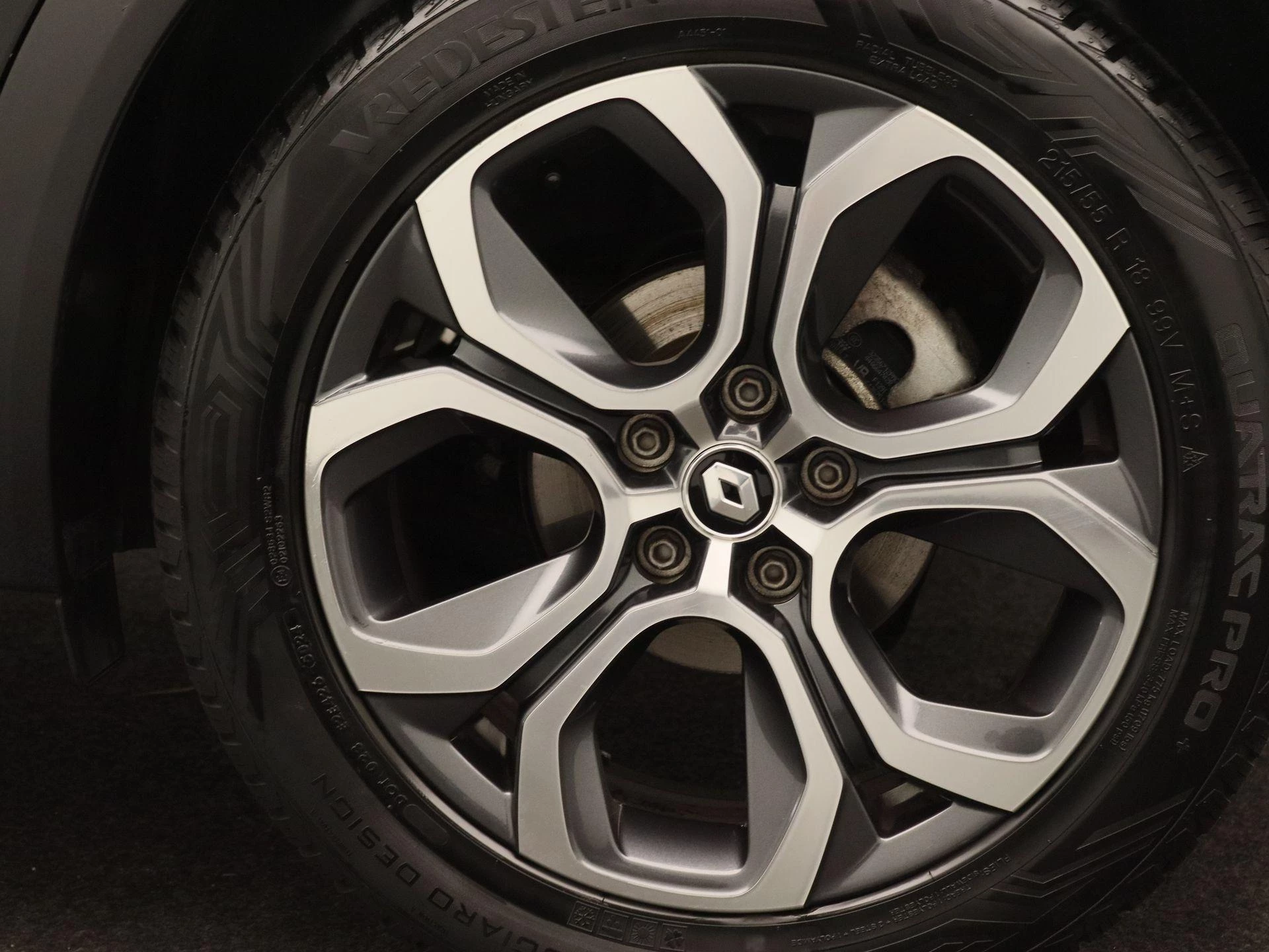 Renault-Captur-image-16