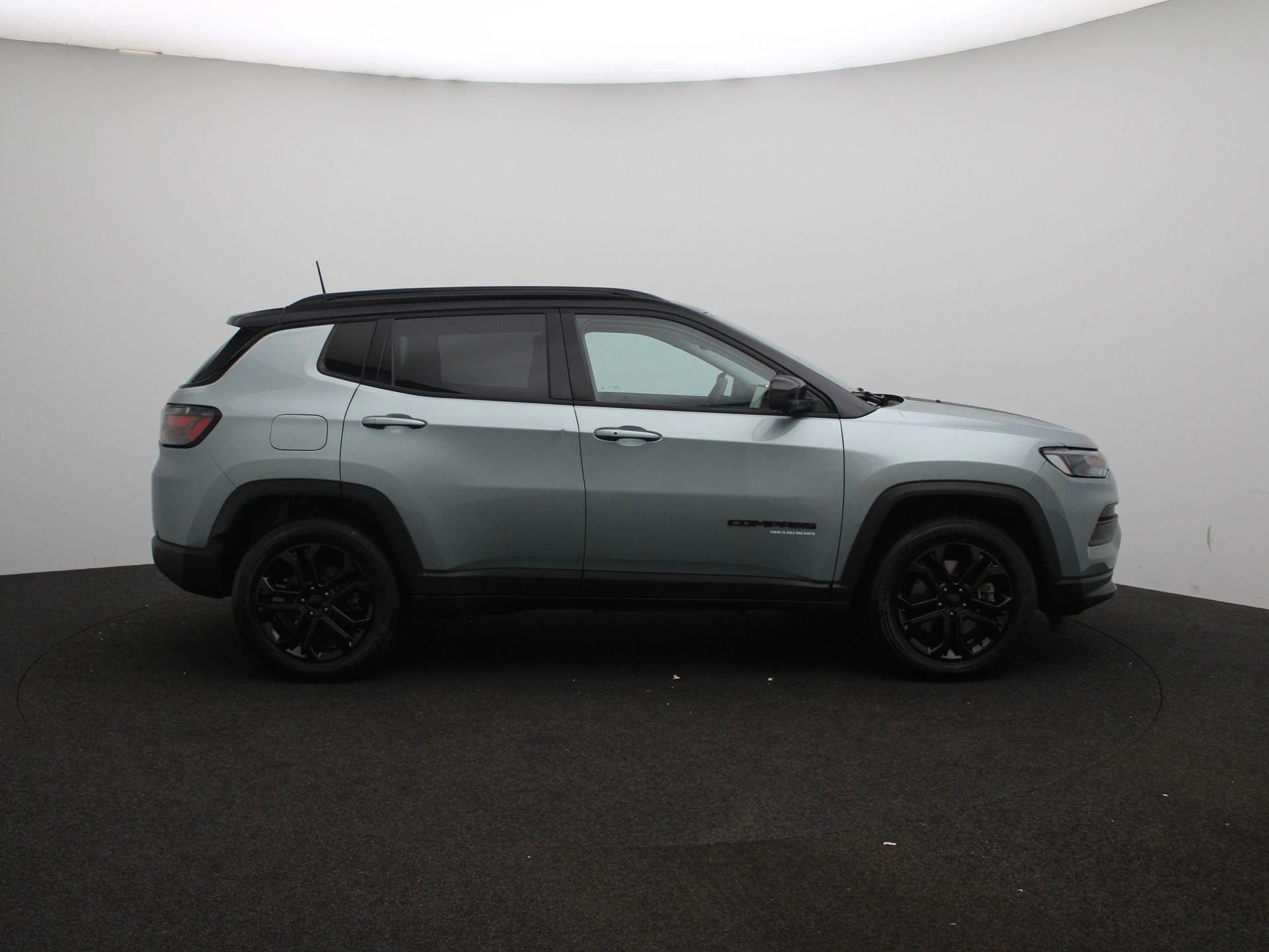 Jeep-Compass-image-5