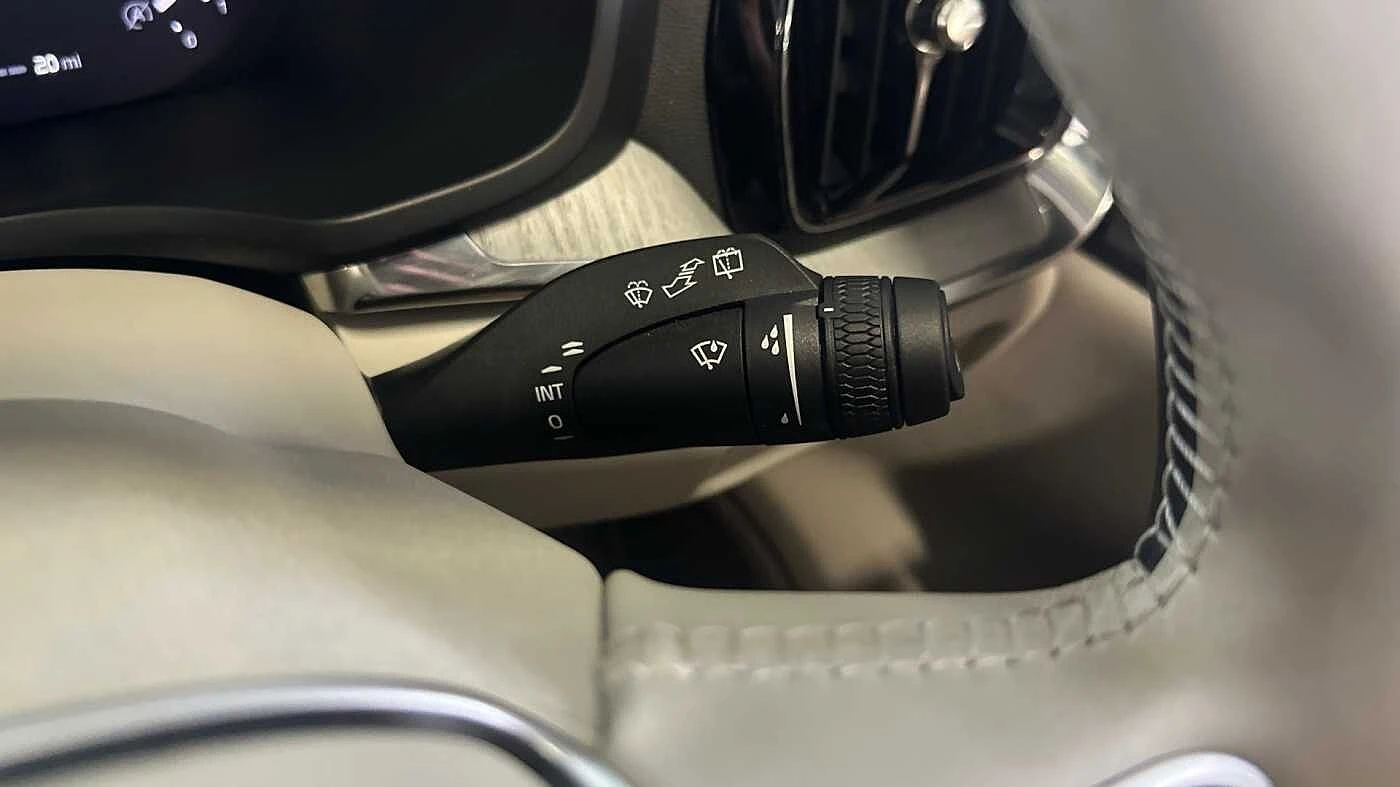 Volvo-V60-image-20