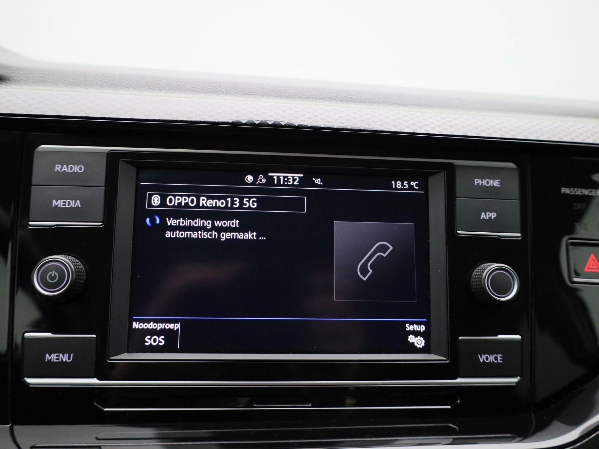 Volkswagen-Polo-image-15