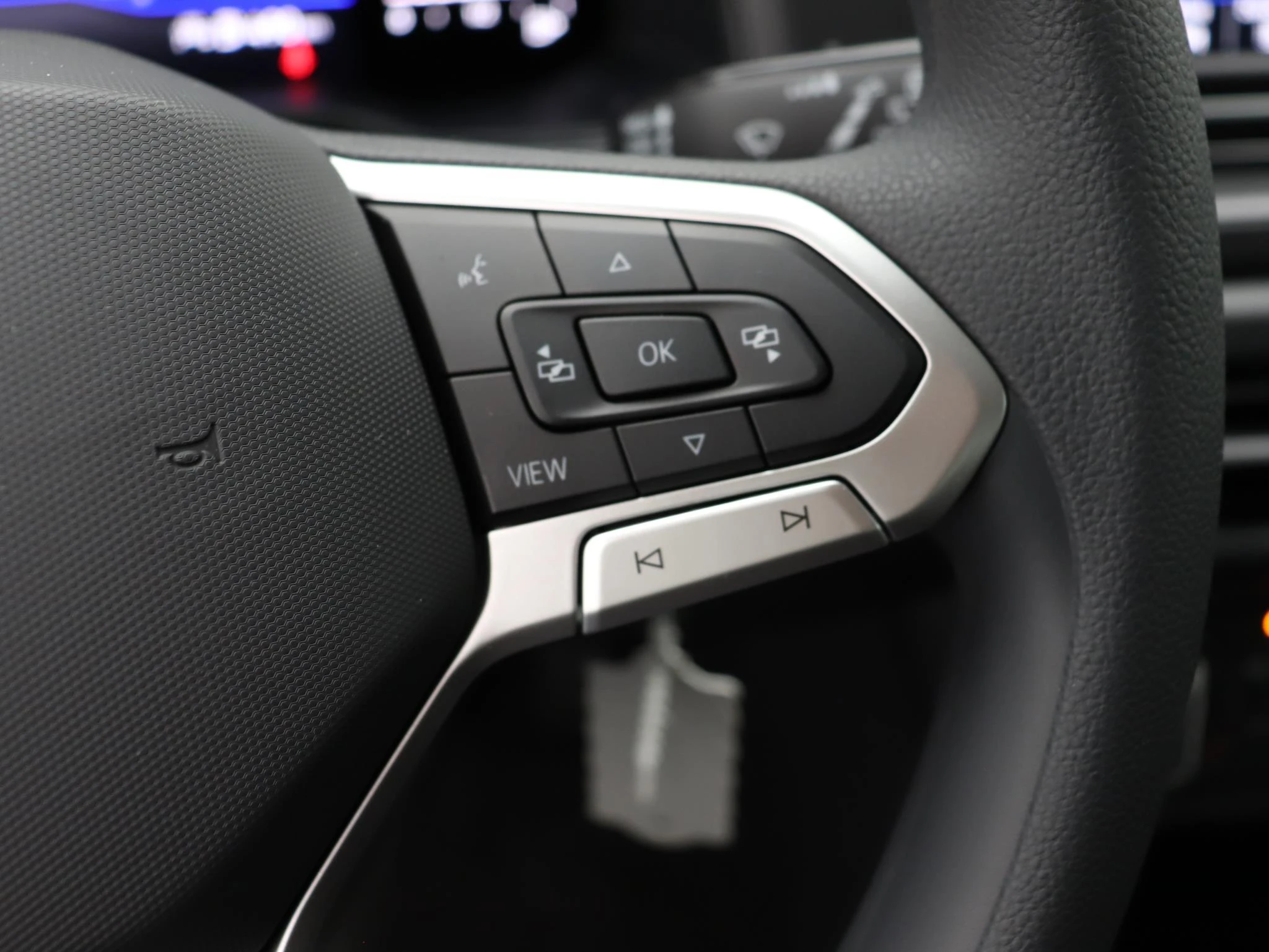 Volkswagen-Polo-image-16