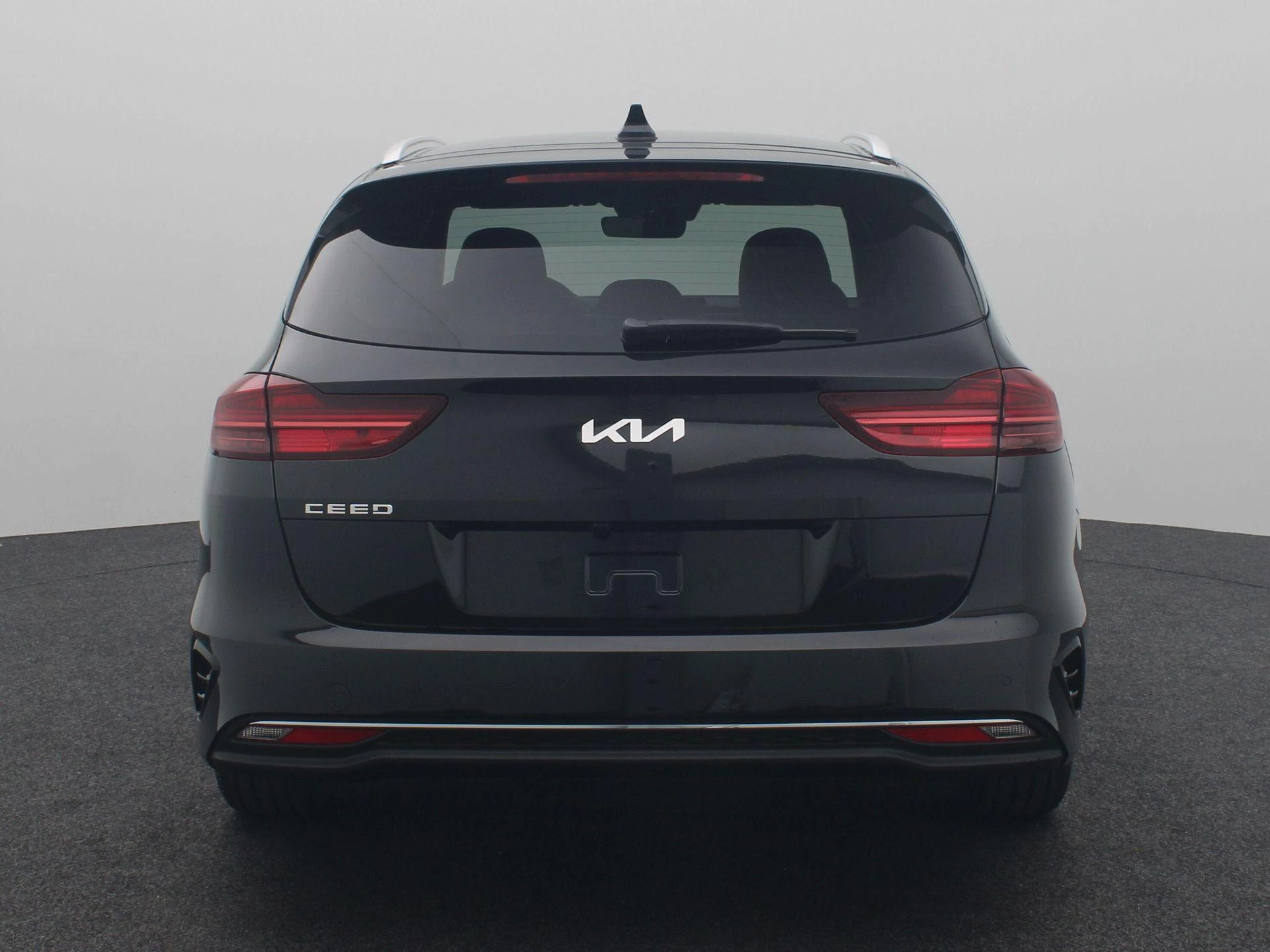 Kia-Ceed Sportswagon-image-4