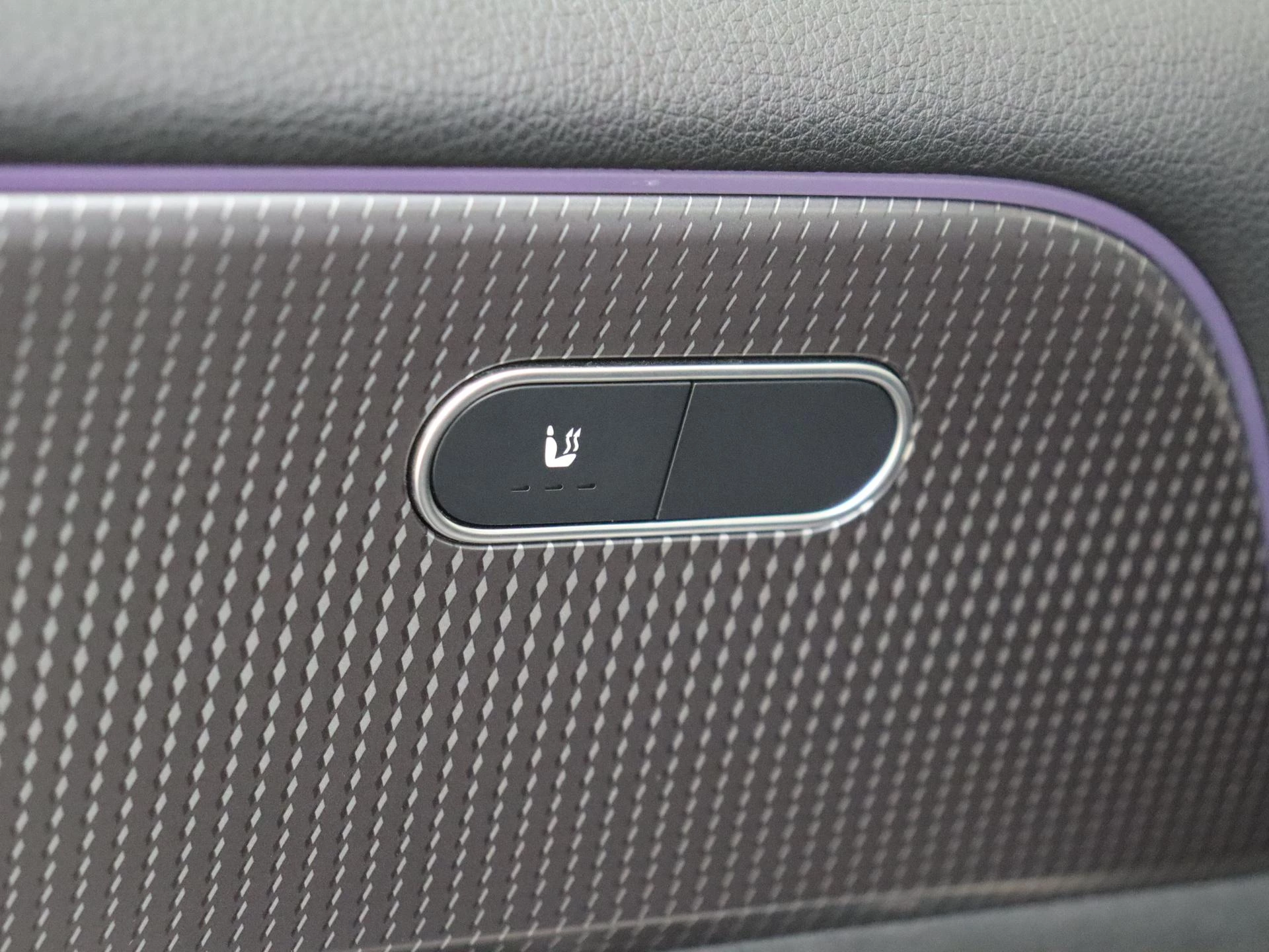 Mercedes-Benz EQB 250 AMG Line 67 kWh