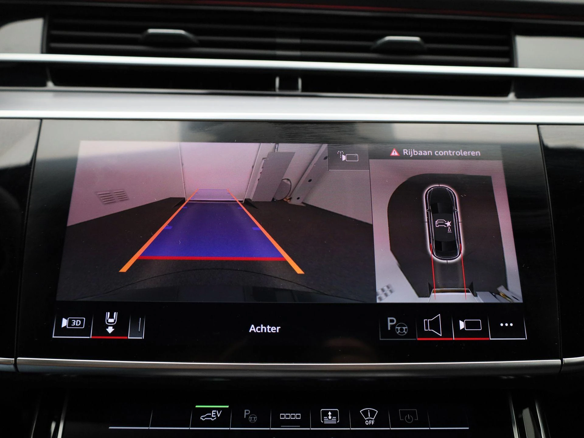 Audi-A8-image-38