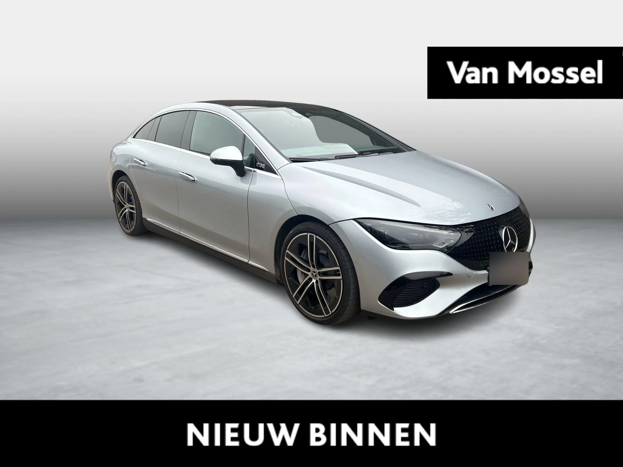 Mercedes-Benz-EQE-image-0