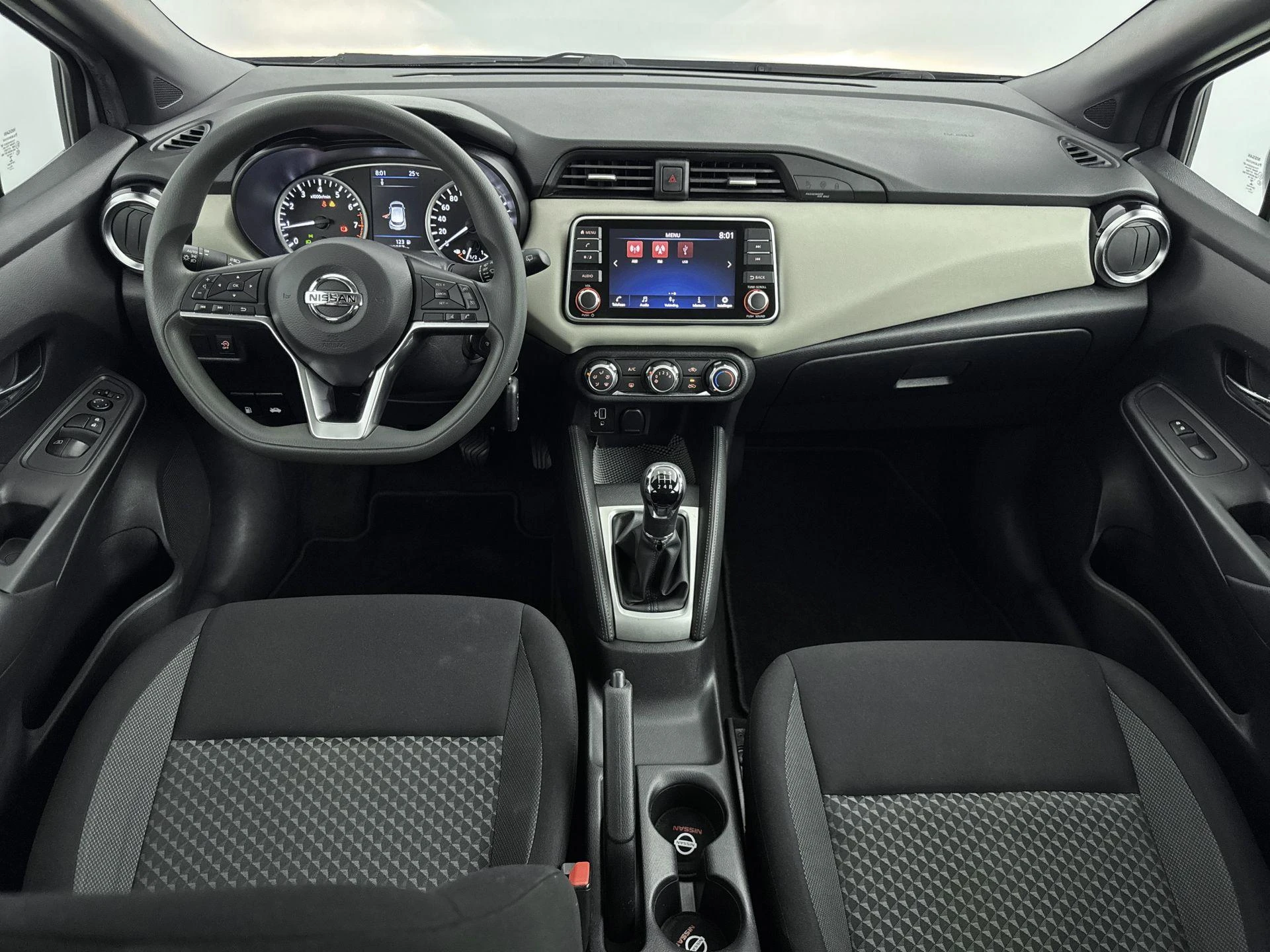 Nissan-Micra-image-17