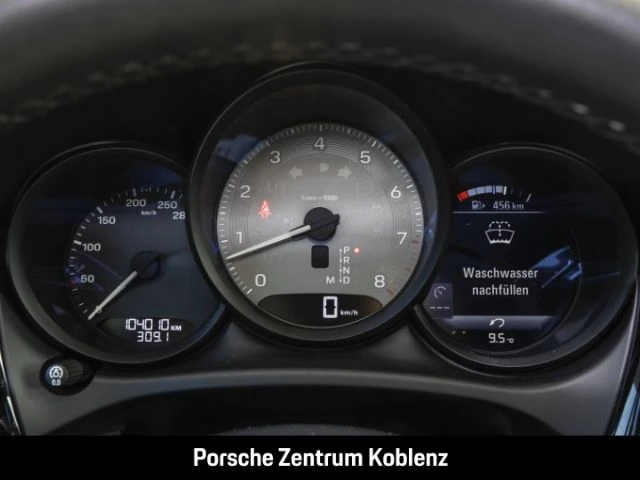 Porsche-Macan-image-15