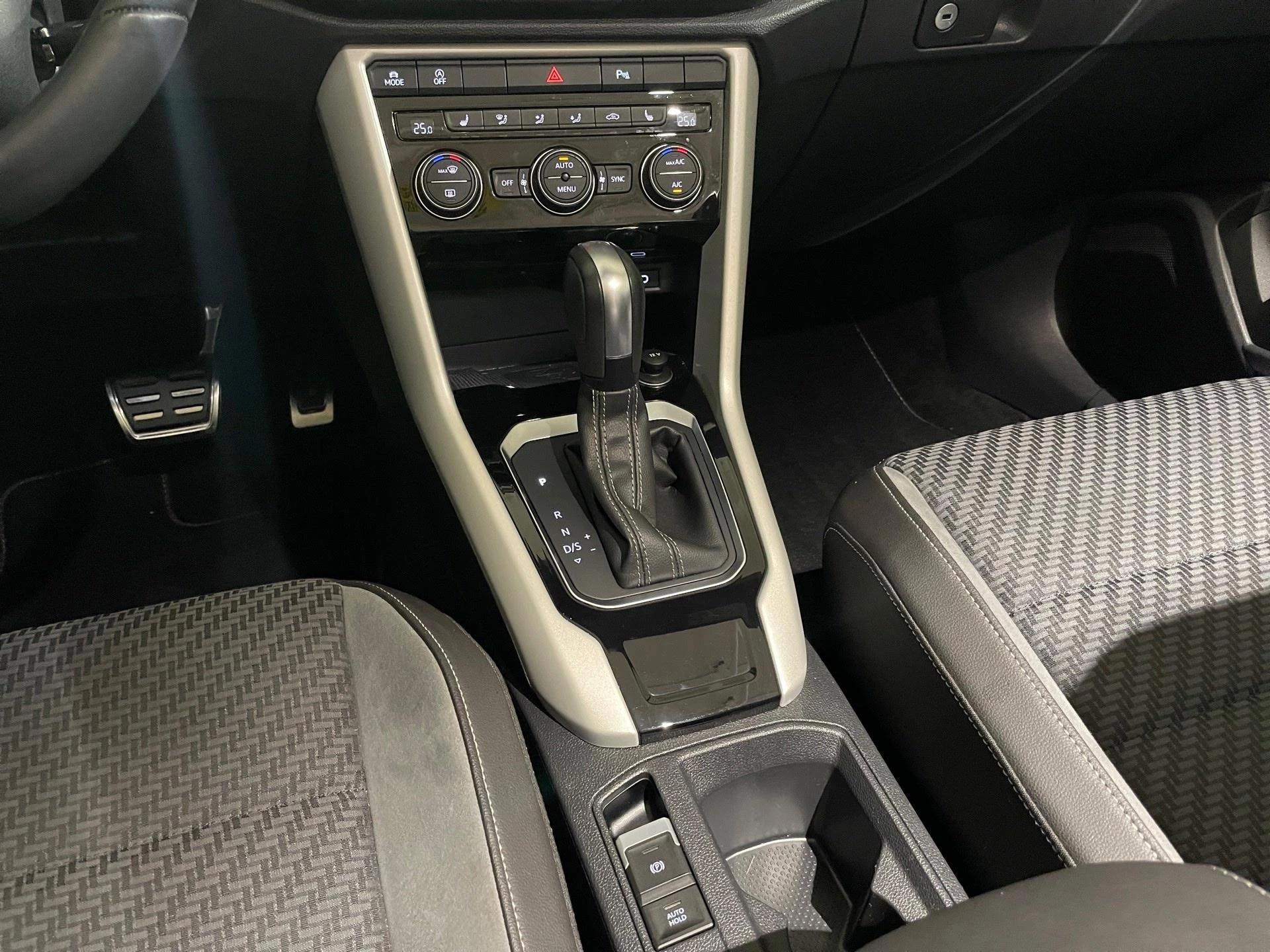 Volkswagen T-Roc Cabriolet 1.5 TSI ACT 110kW R-Line DSG
