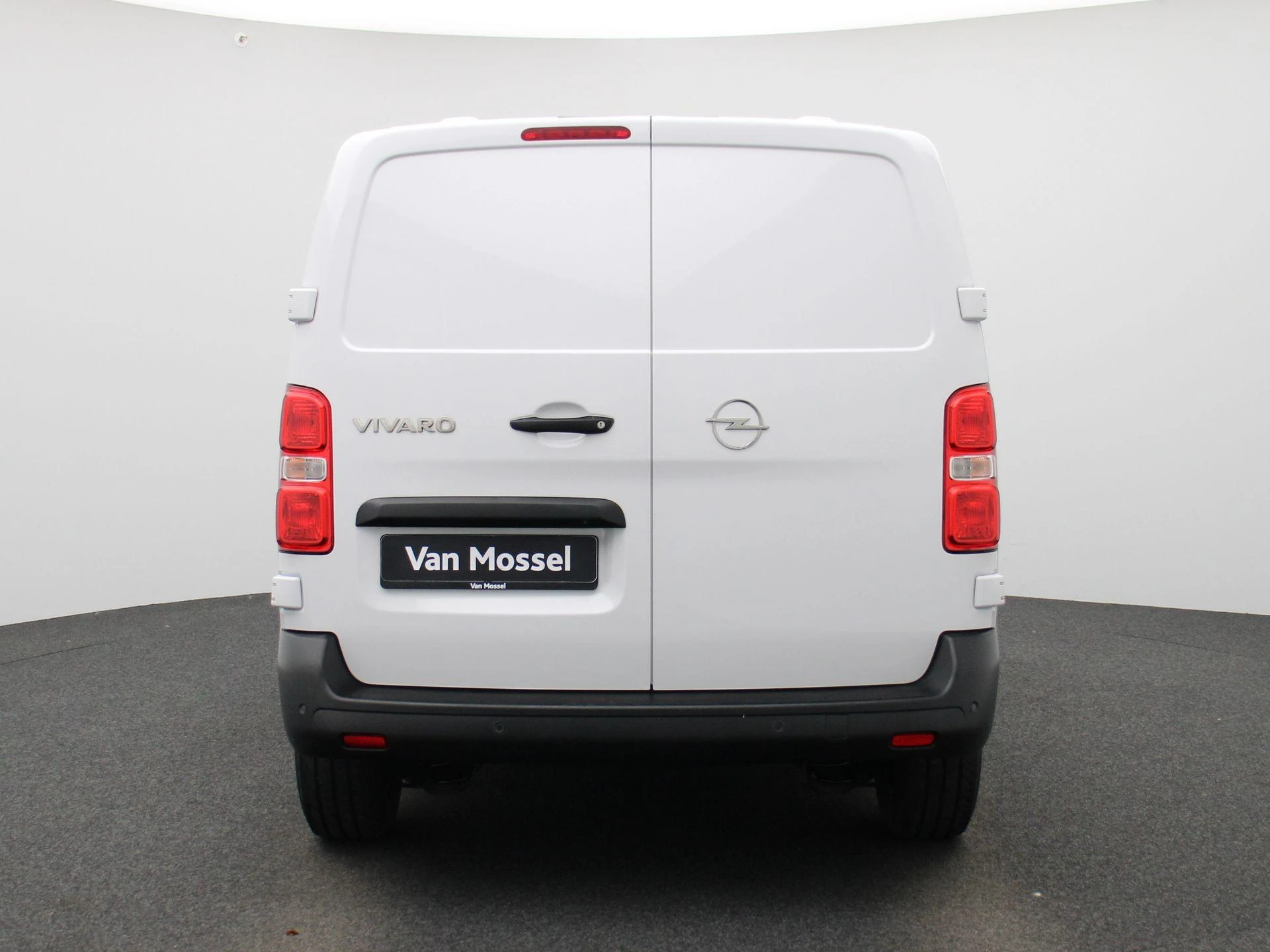 Opel-Vivaro-image-4