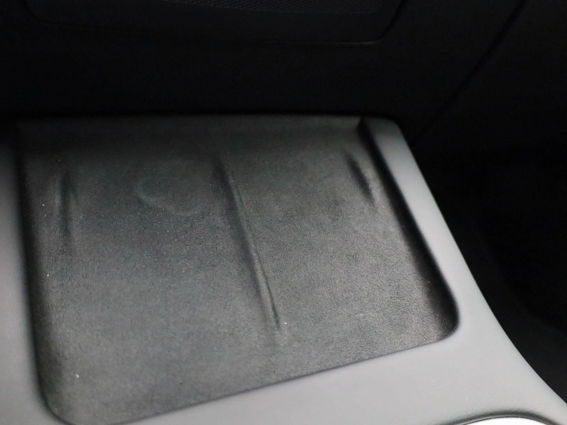 Tesla-Model 3-image-21