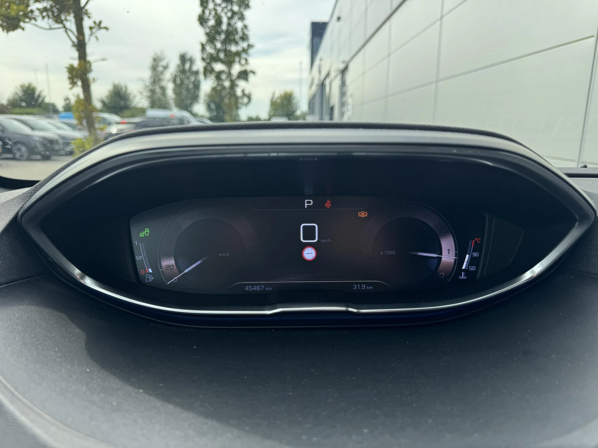Peugeot-5008-image-11