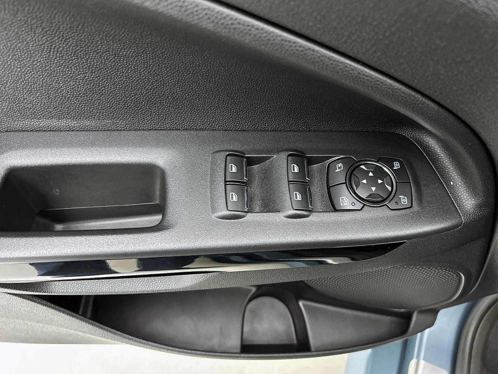 Ford-EcoSport-image-32