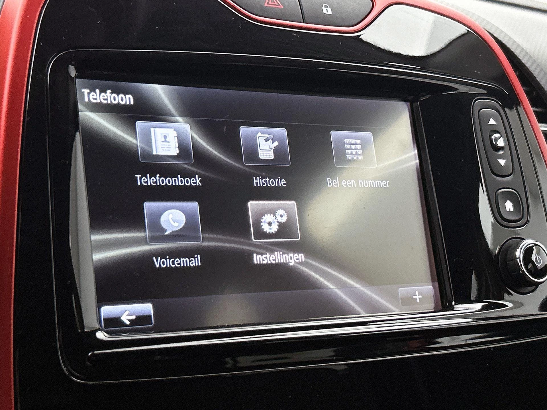 Renault-Captur-image-11
