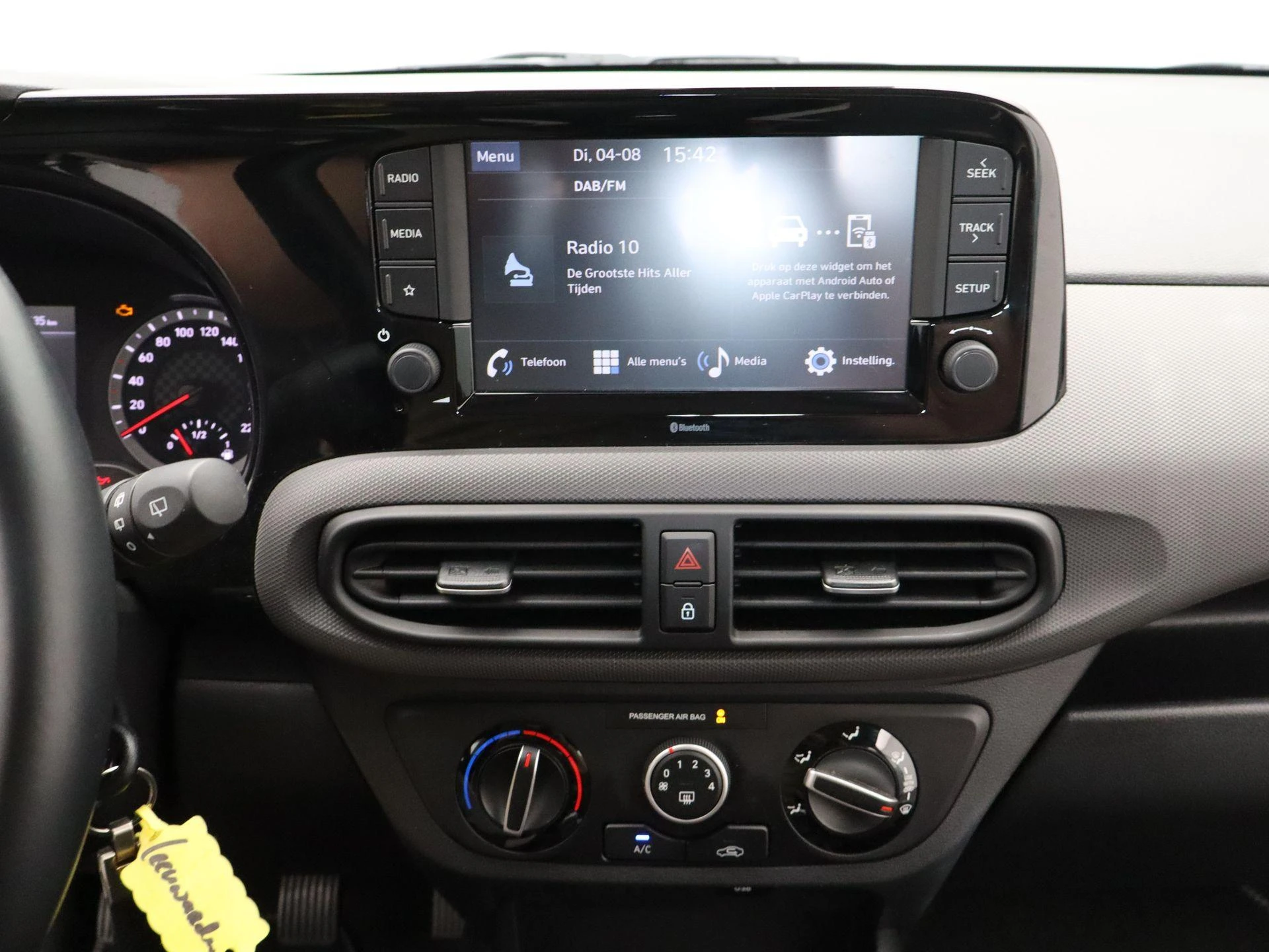 Hyundai-i10-image-8