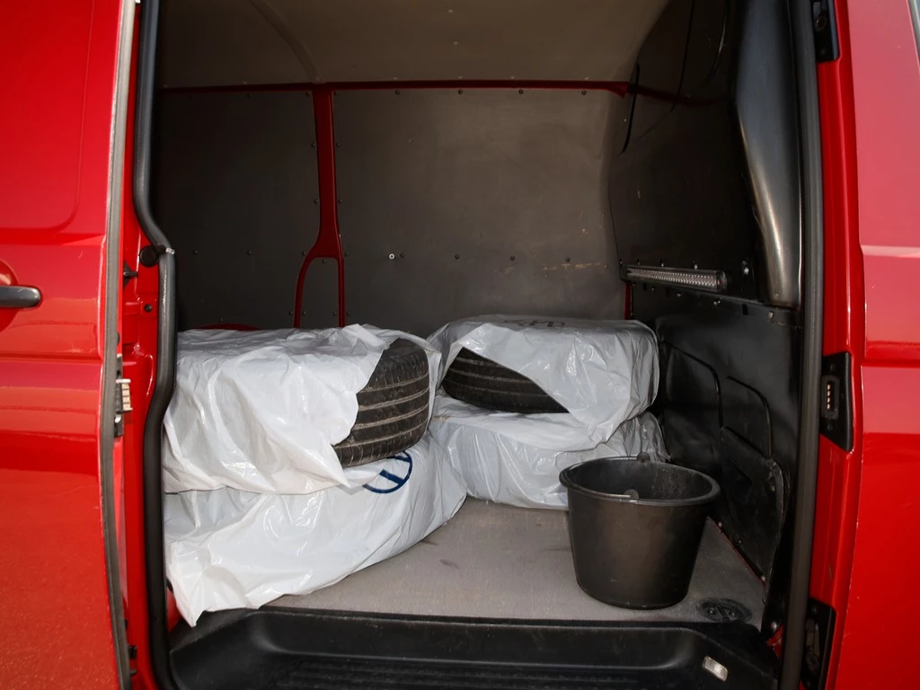 Volkswagen Transporter T6 Kasten 2.0TDI T6.1 EcoProfi RearView