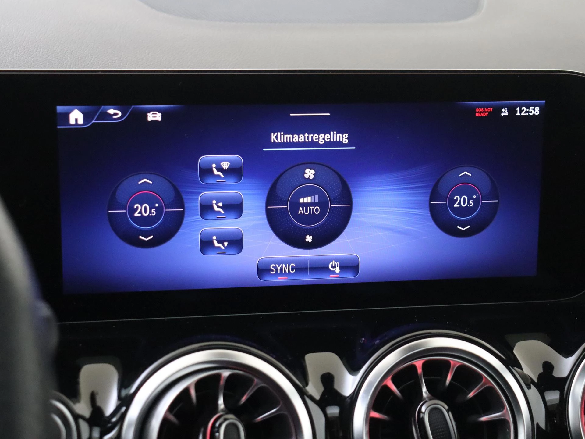 Mercedes-Benz-B-Klasse-image-20
