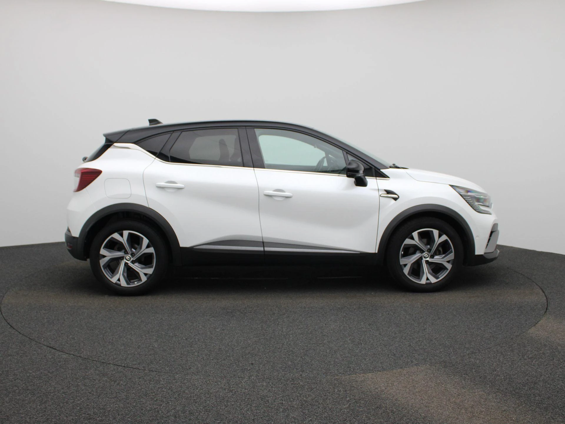 Renault-Captur-image-5