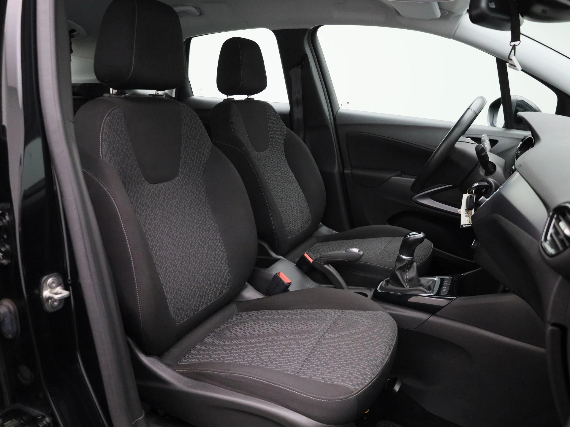 Opel-Crossland-image-32