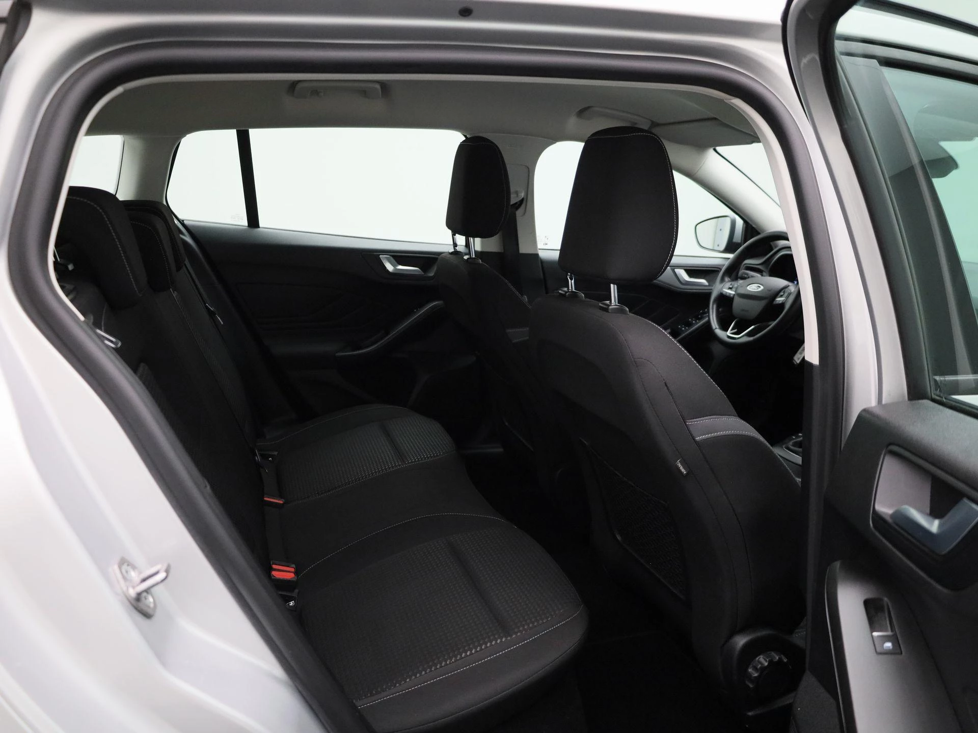 Ford Focus Wagon 1.0 EcoBoost Hybrid Connected