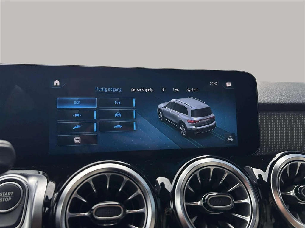 Mercedes-Benz-EQB-image-17
