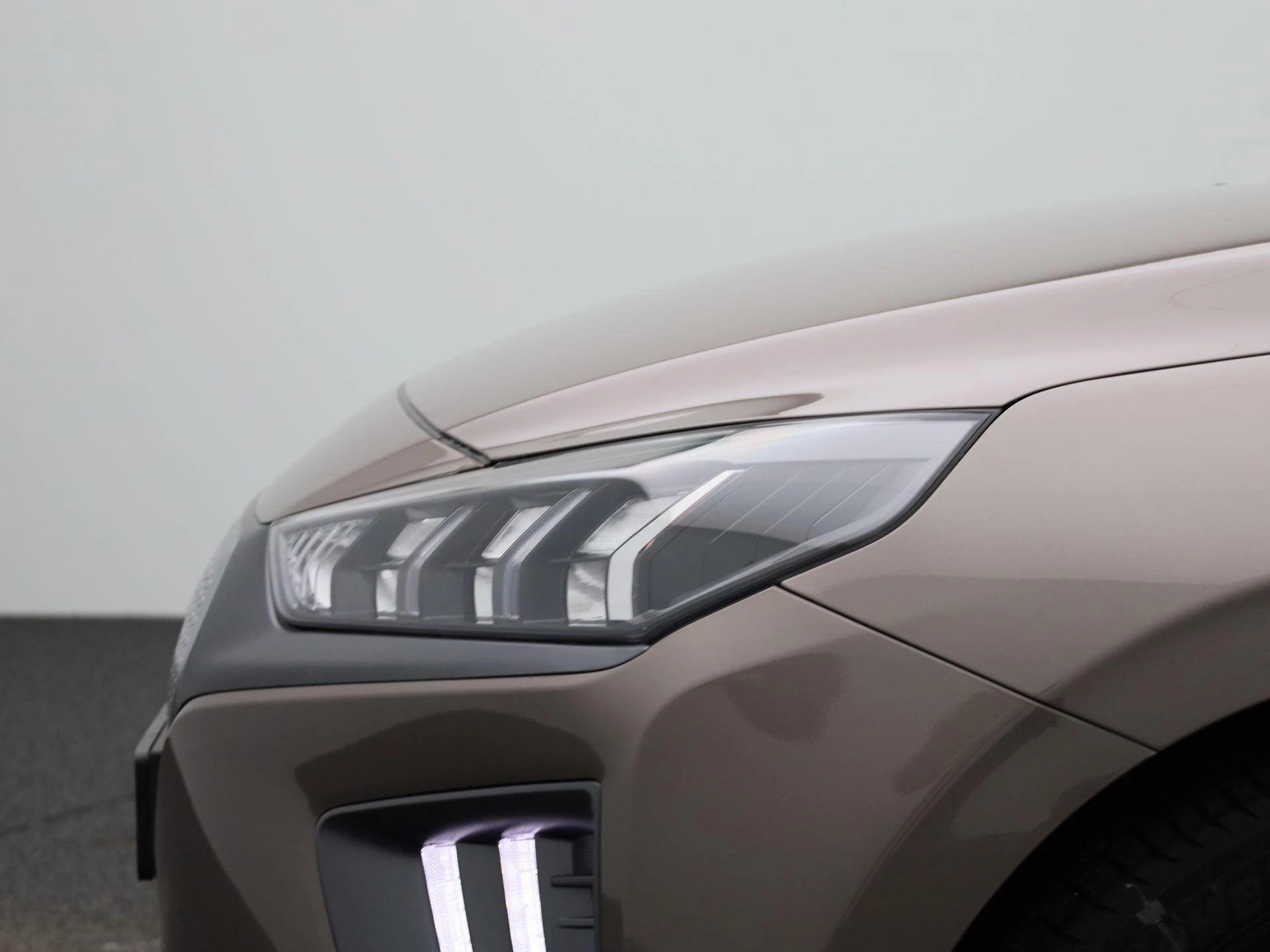 Hyundai-IONIQ-image-15