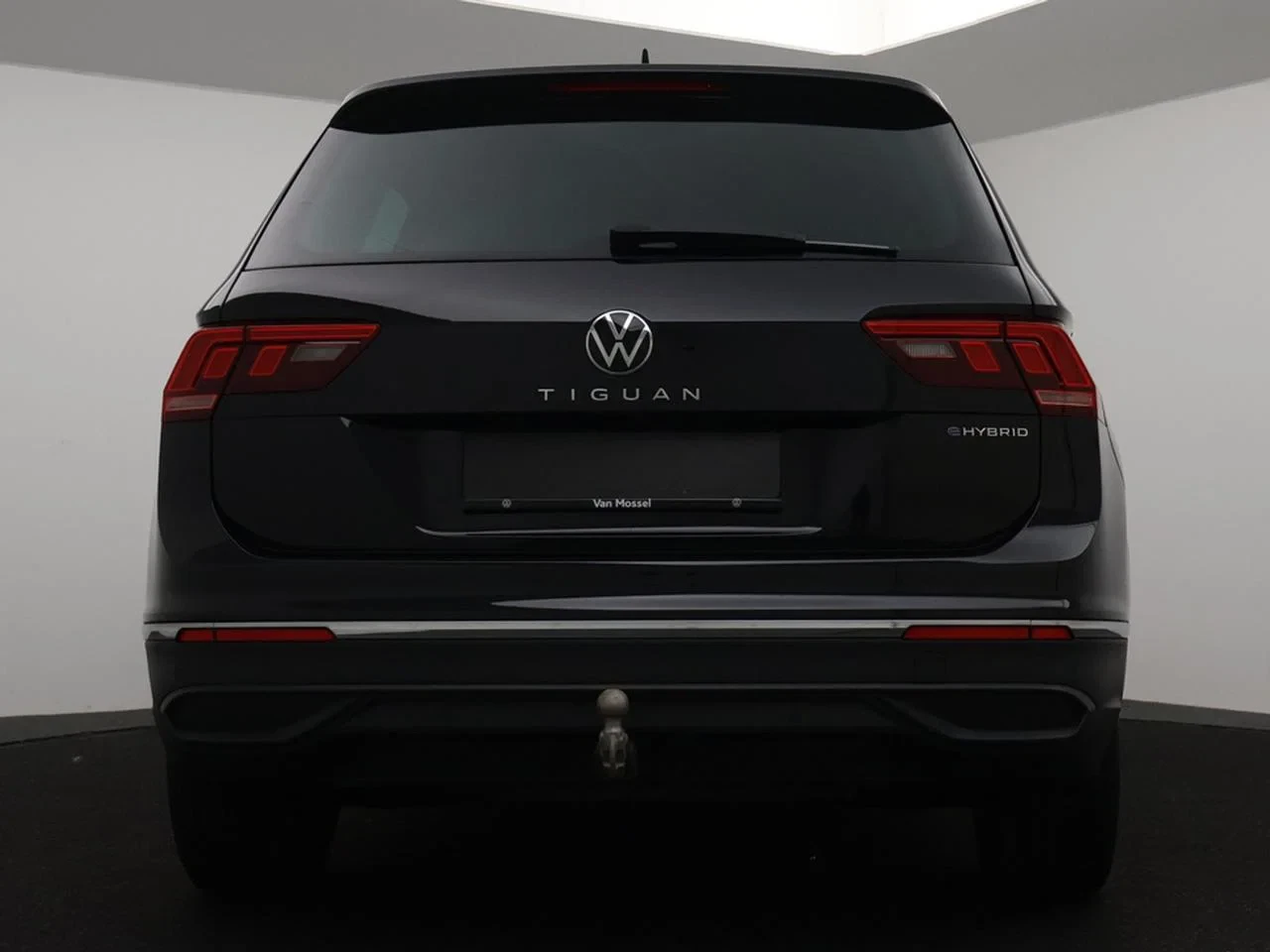 Volkswagen-Tiguan-image-14