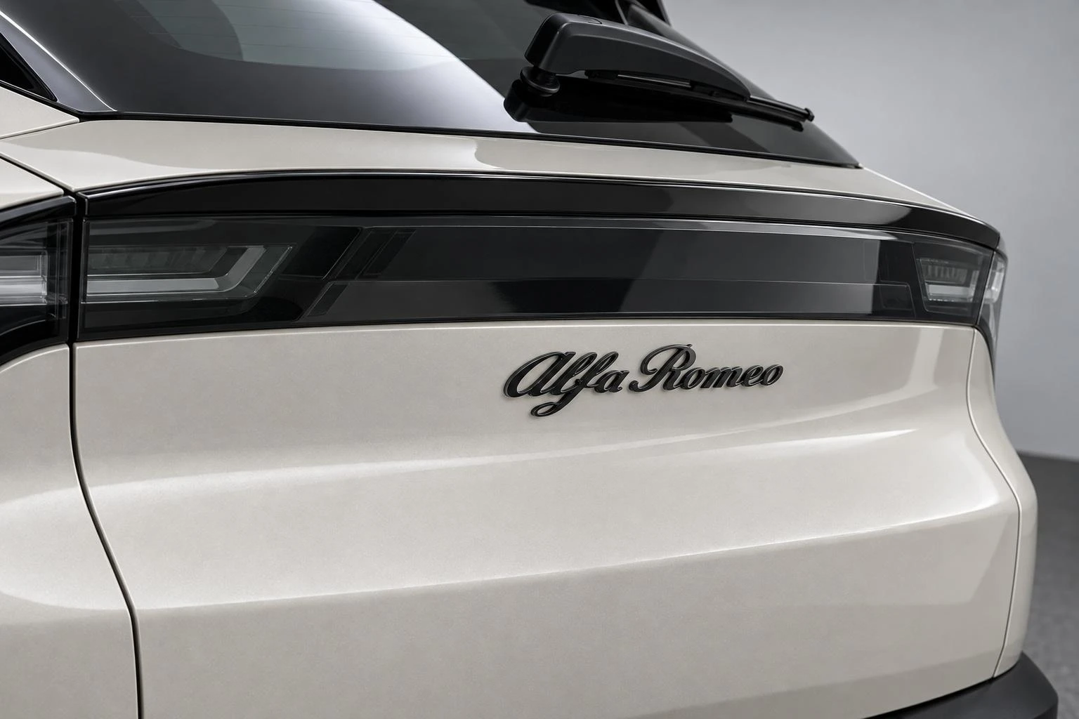 Alfa Romeo-Junior-image-17