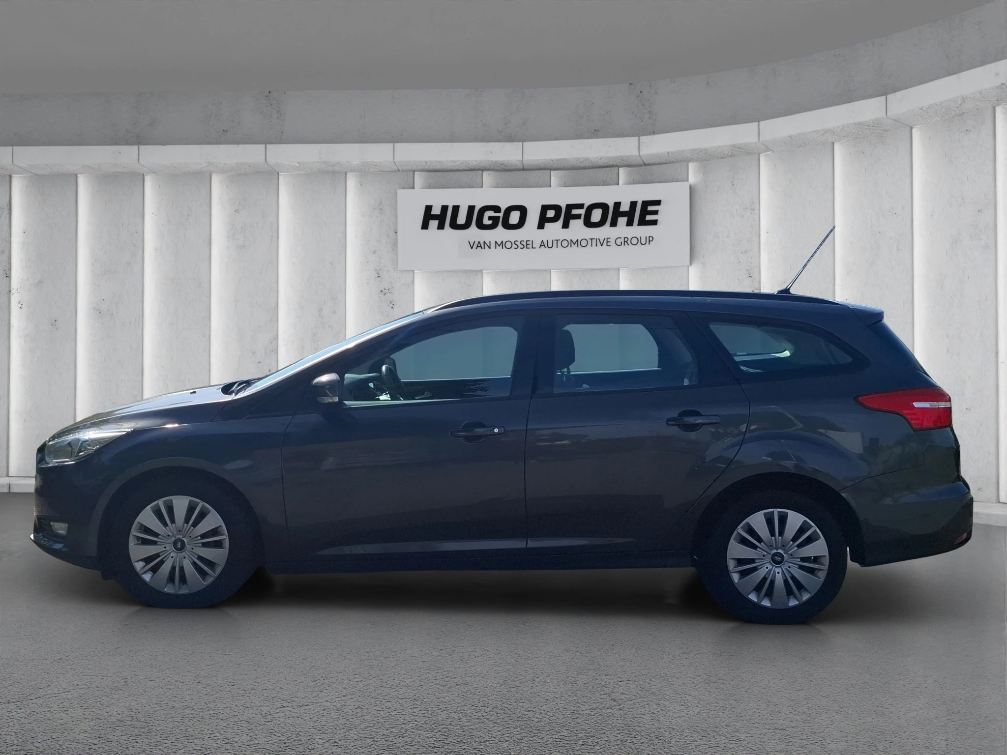 Ford Focus Turnier | NAVI | PDC | TEMPOMAT | SHZ | LRHZ | BLT
