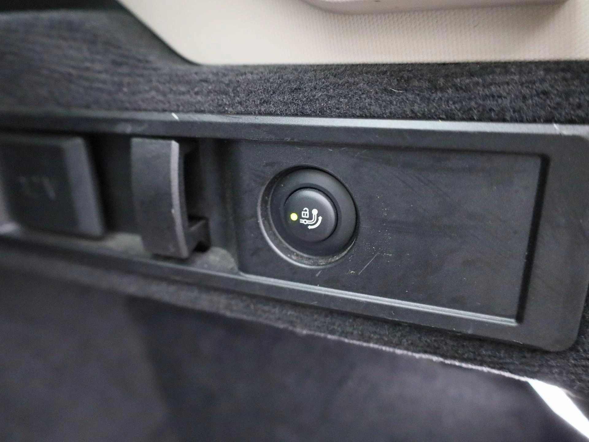 BMW-3 Serie-image-12