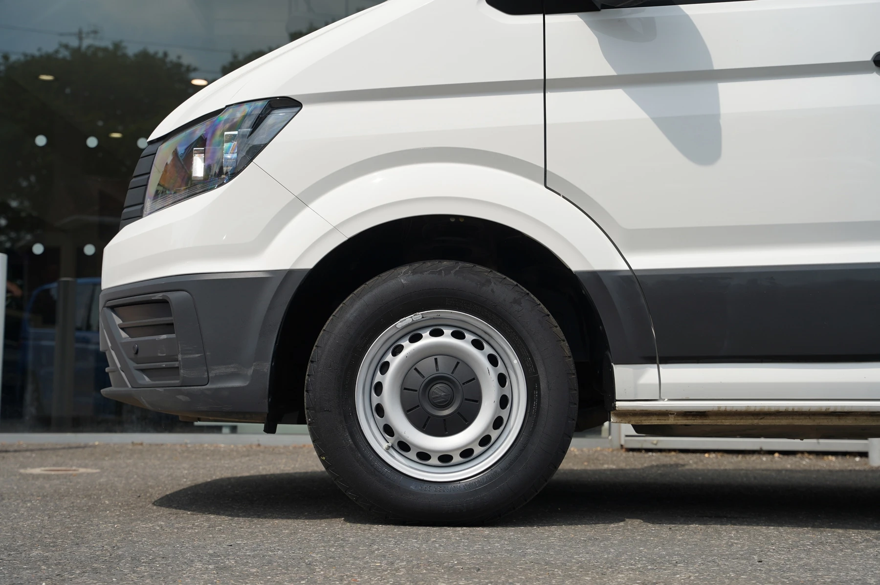 Volkswagen-Crafter-image-4