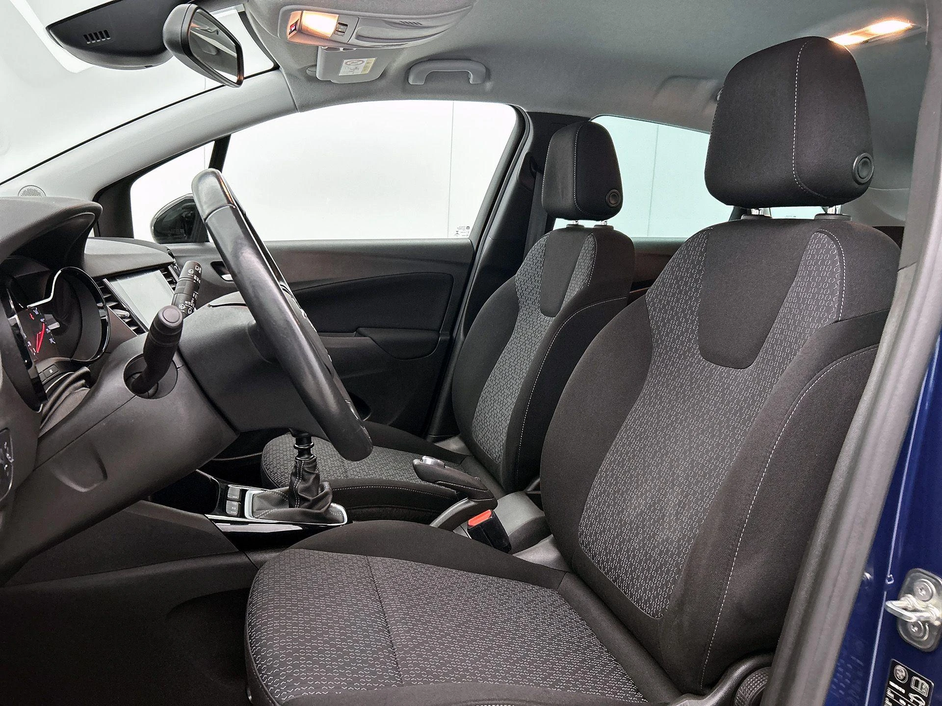 Opel-Crossland-image-34