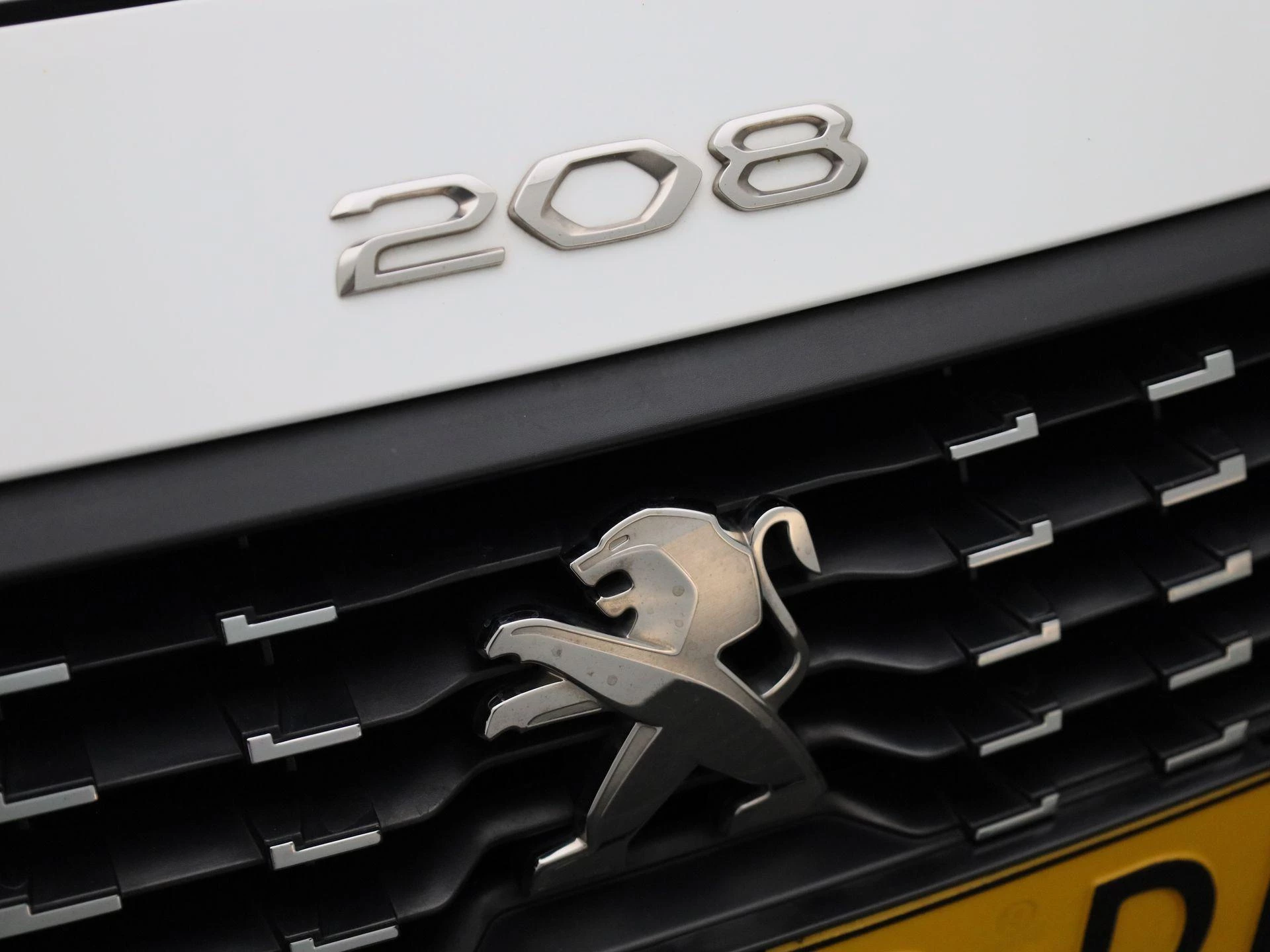 Peugeot-208-image-25