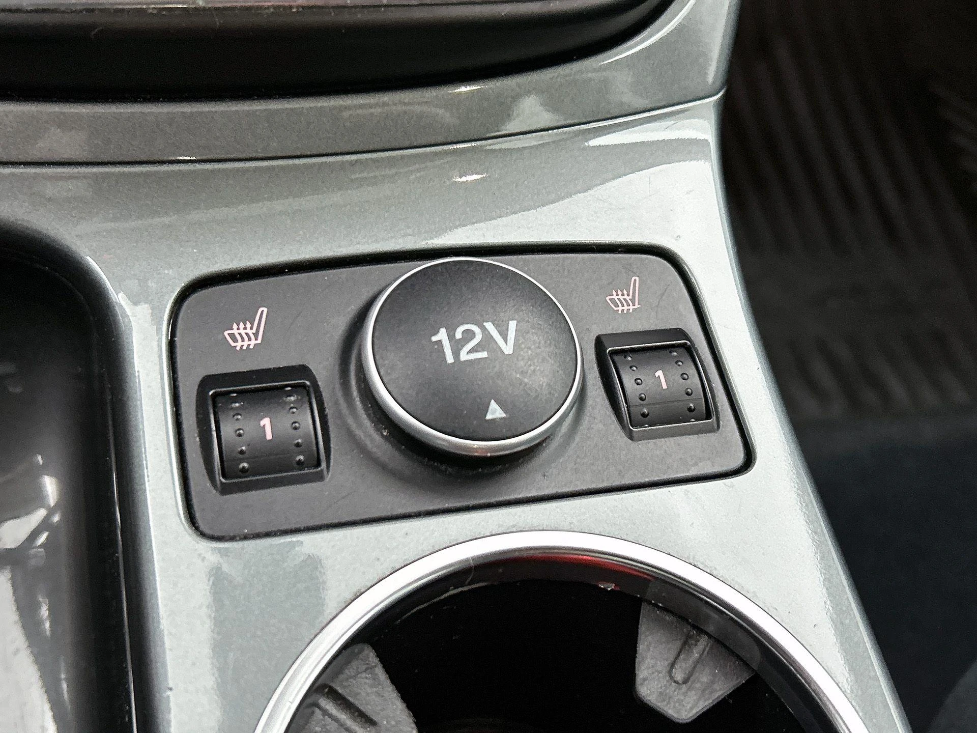 Ford-C-MAX-image-7