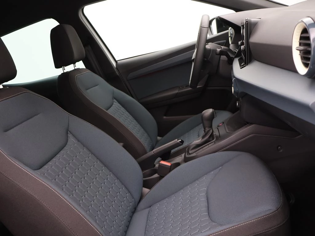 SEAT Arona Arona Play Plus 1.0 TSI 115pk DSG - AUTOMAAT - DEMO