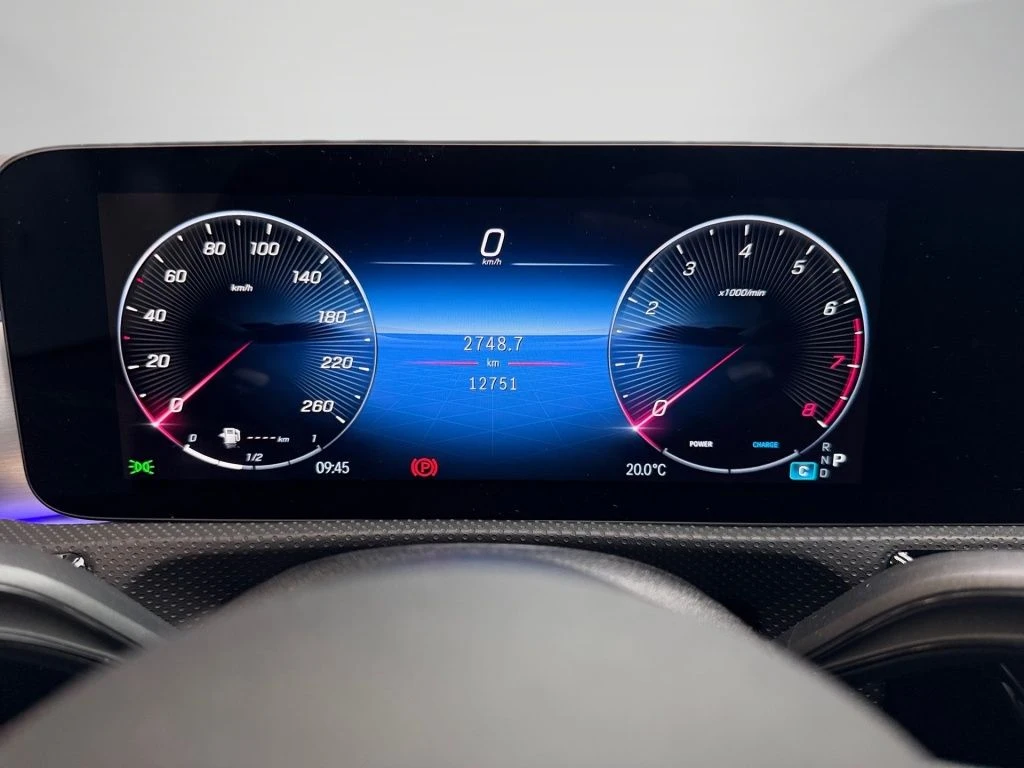 Mercedes-Benz-A-Klasse 200-image-6